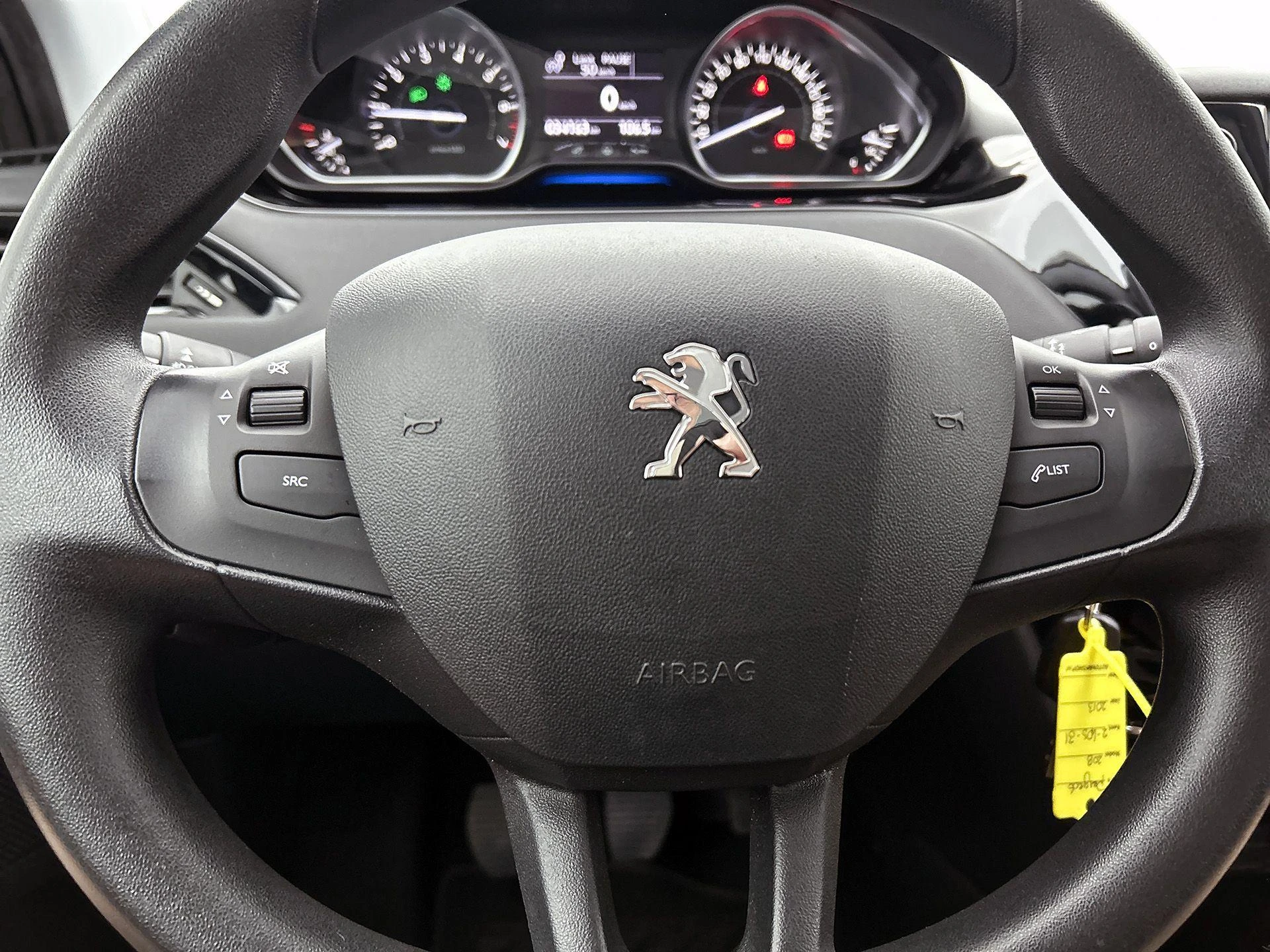 Peugeot-208-image-31