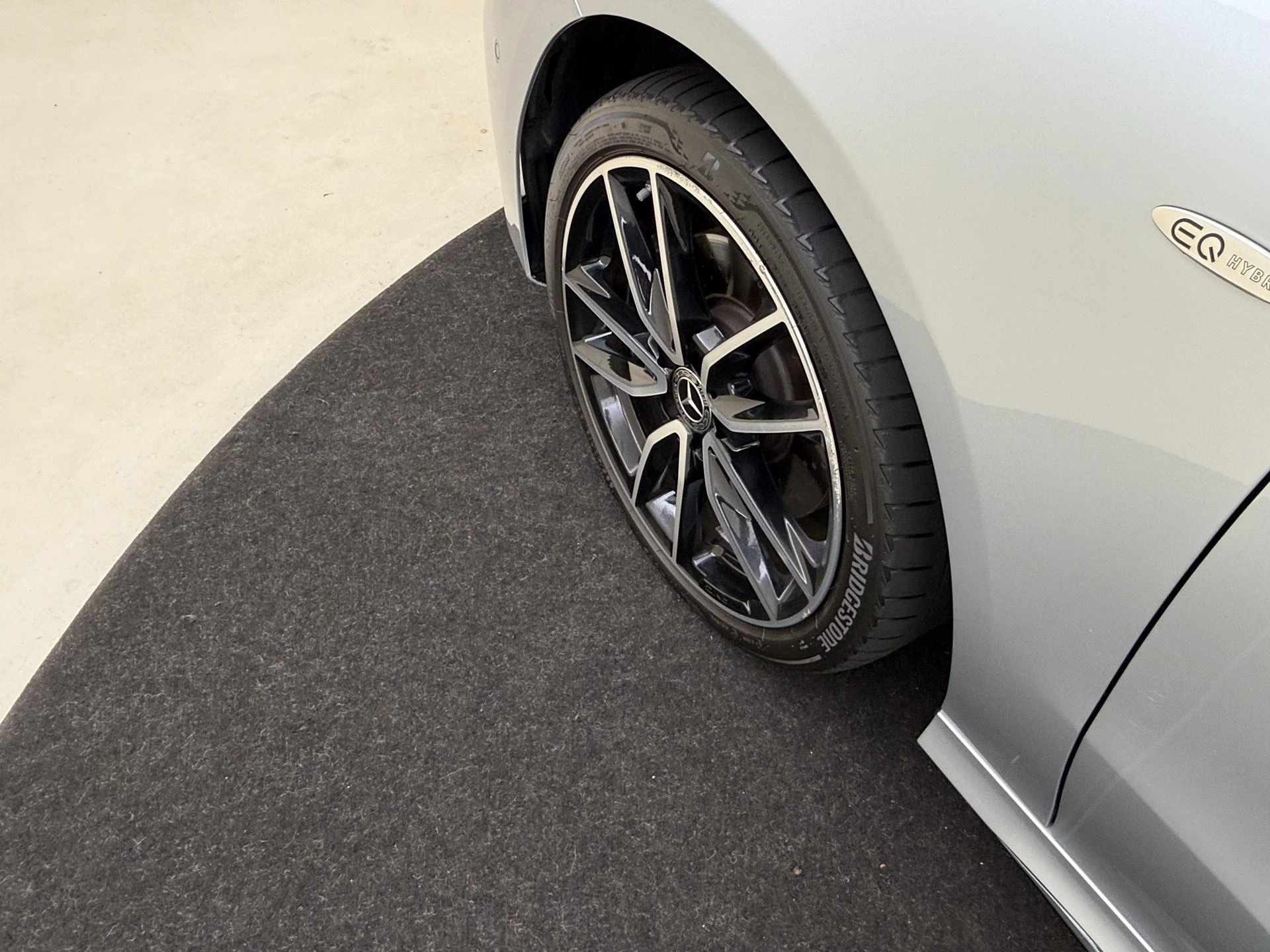 Mercedes-Benz-CLA-image-32