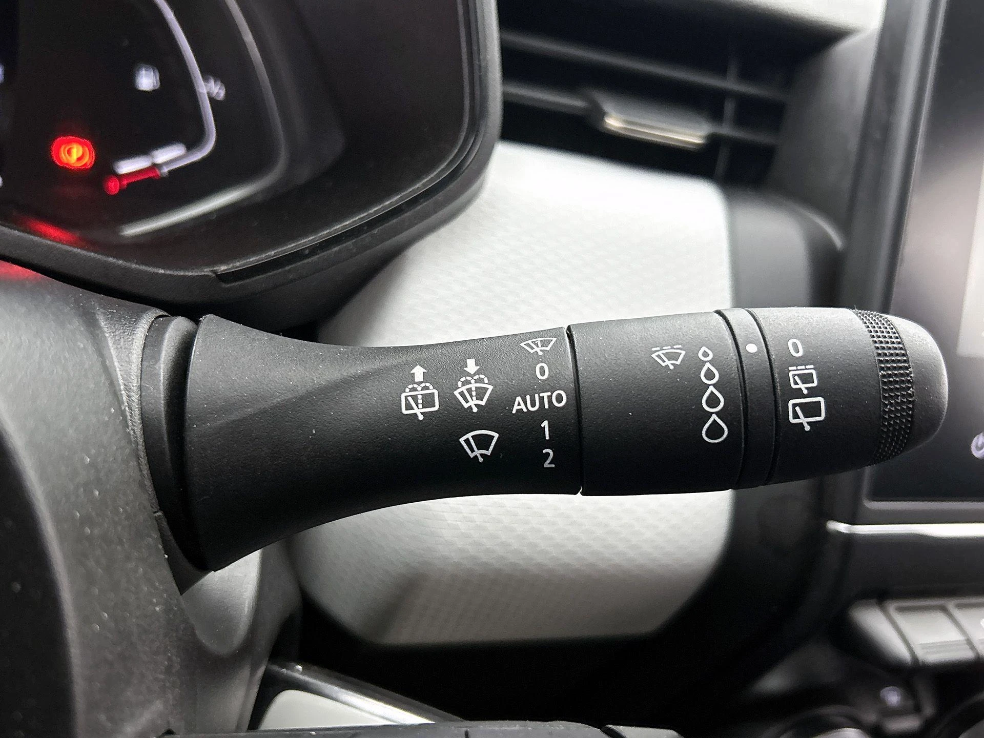 Renault-Clio-image-7
