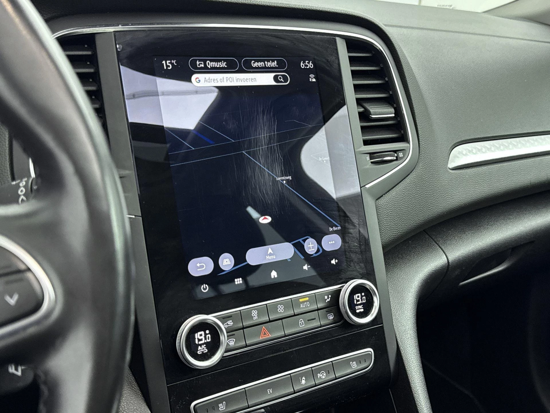 Renault-Megane E-Tech-image-14