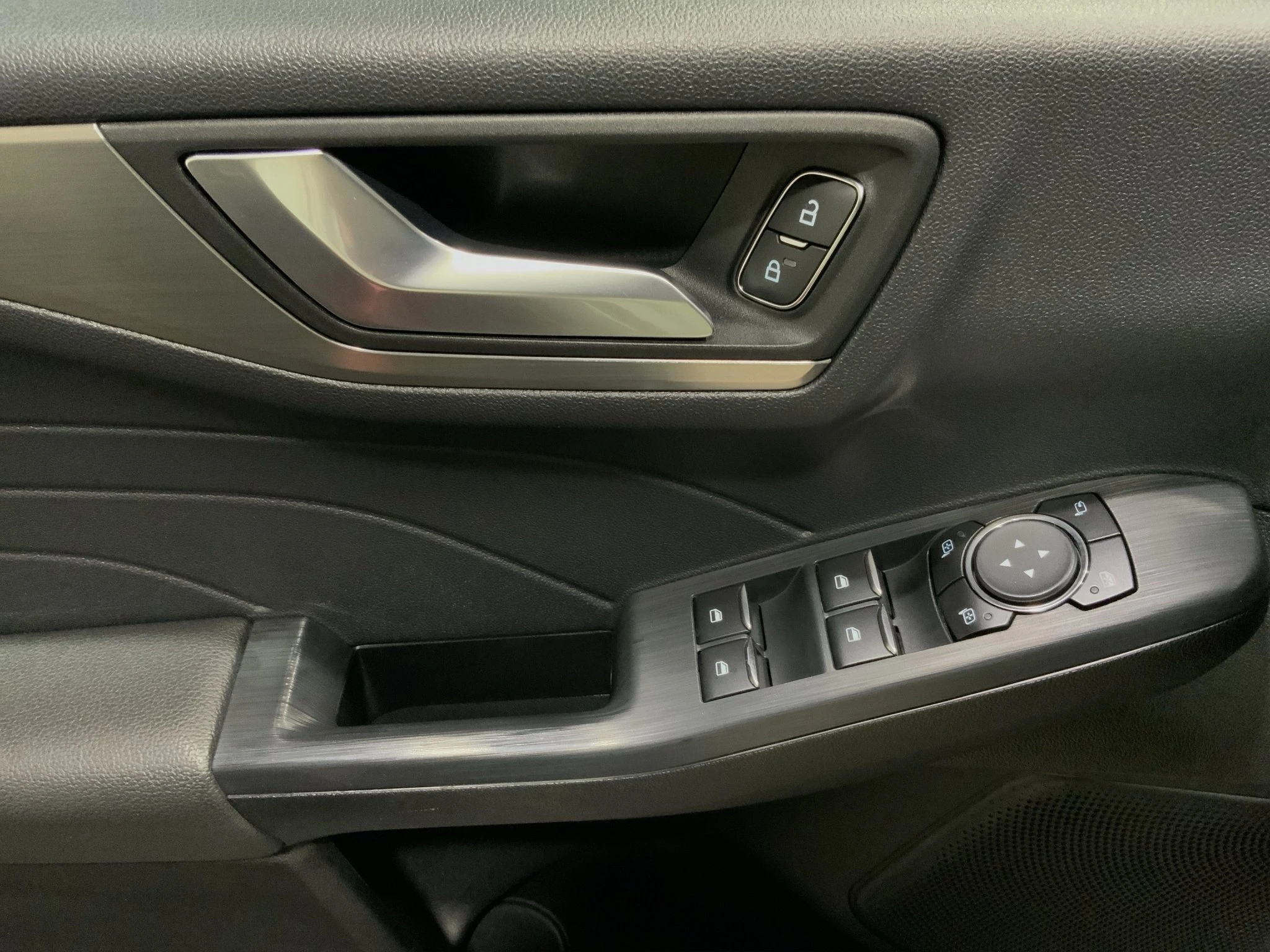 Ford-Kuga-image-15