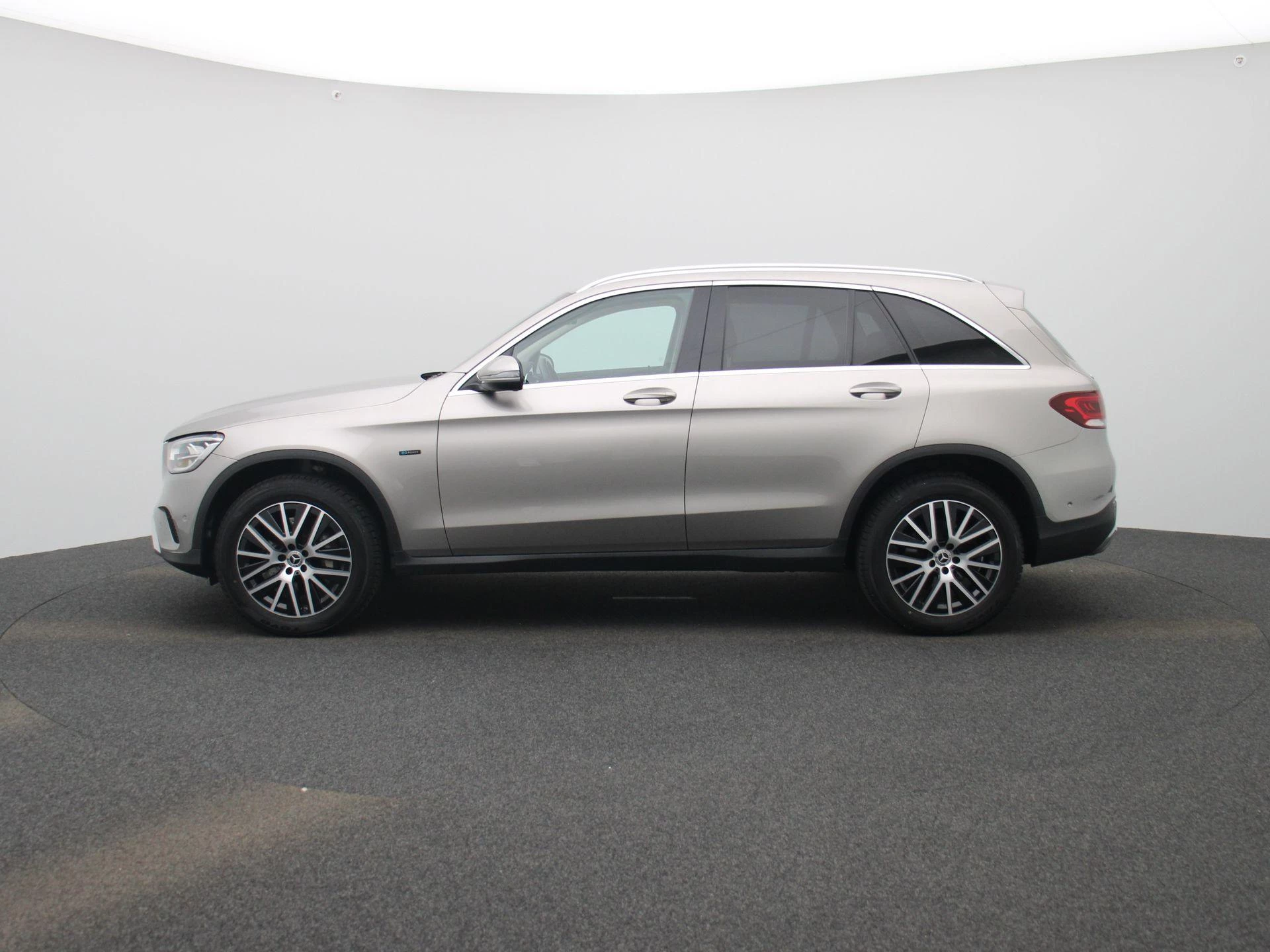 Mercedes-Benz GLC 300e 4MATIC Business Solution