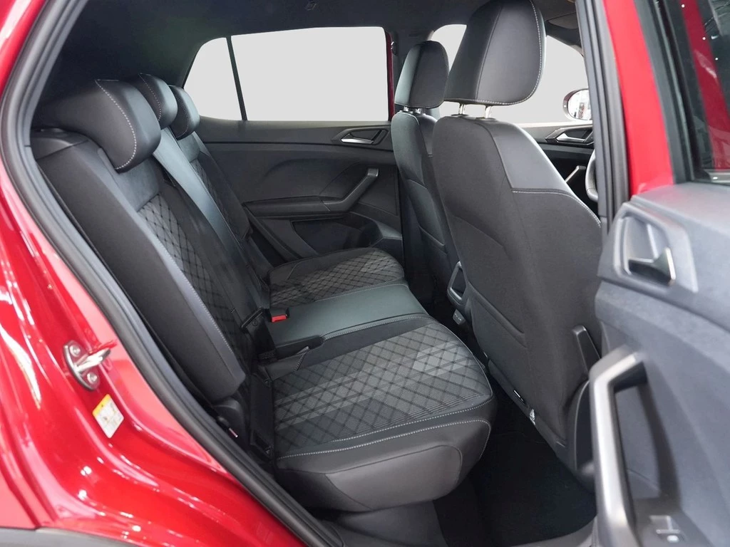 Volkswagen-T-Cross-image-9