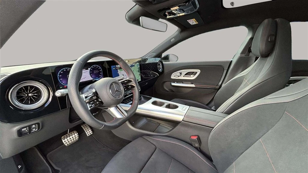 Mercedes-Benz-CLA-image-9