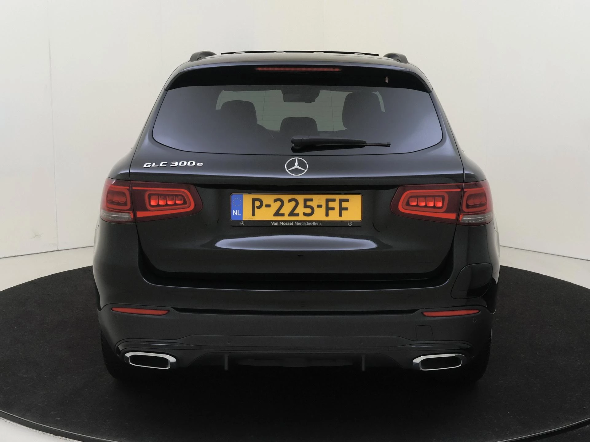 Mercedes-Benz GLC 300e 4MATIC Business Solution AMG