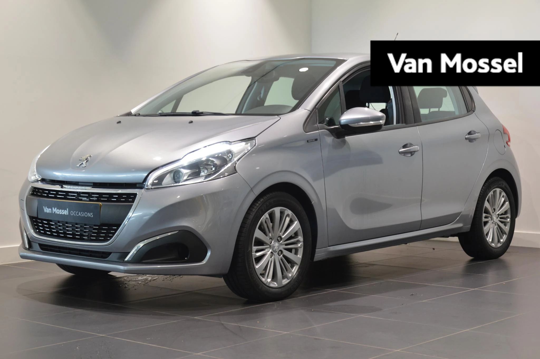 Peugeot-208-image-0