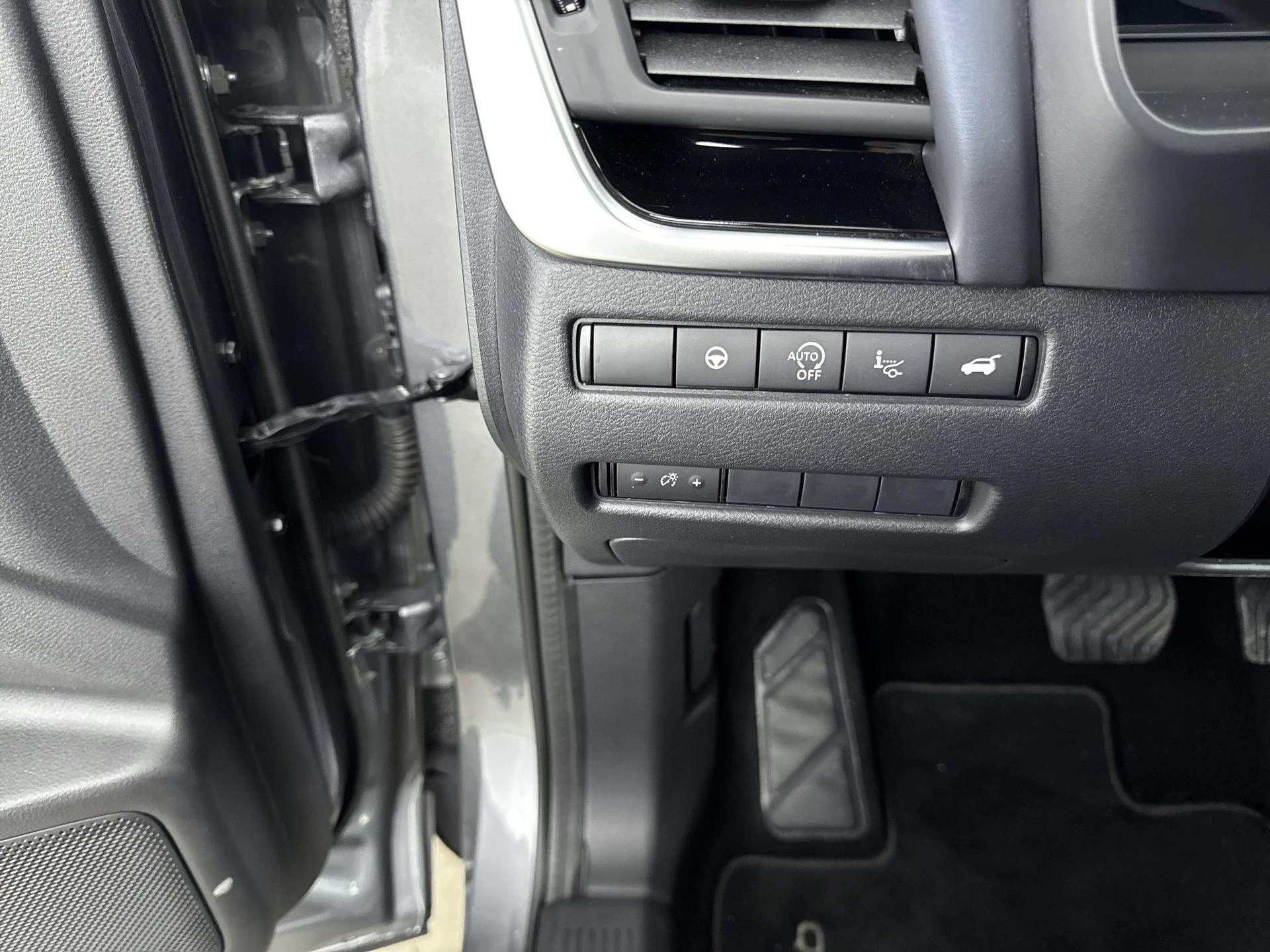 Nissan-QASHQAI-image-21
