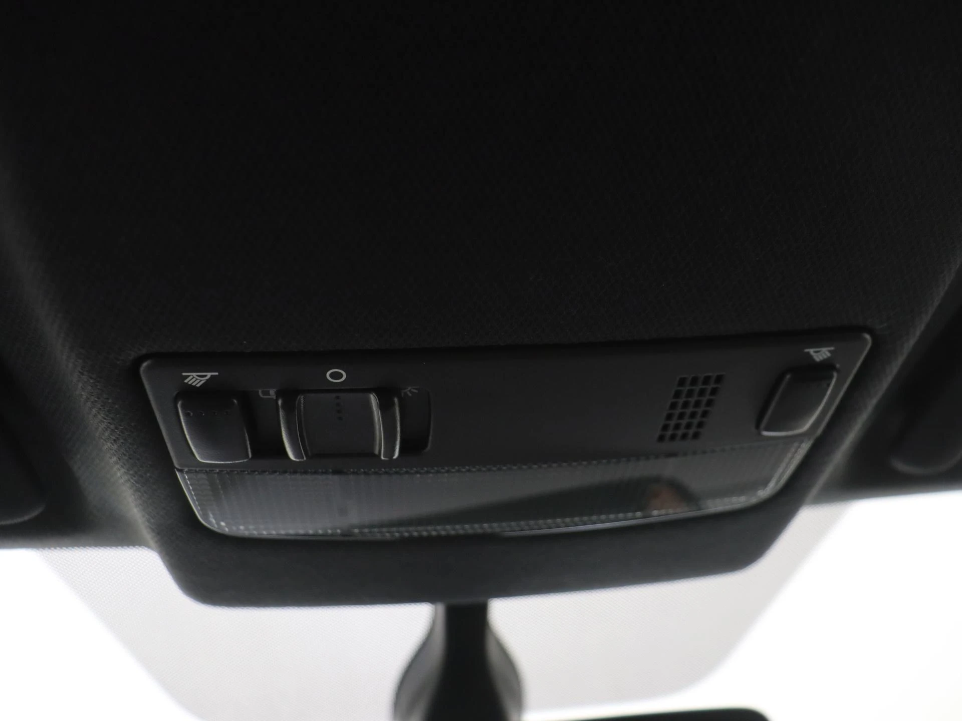 SEAT-Arona-image-22