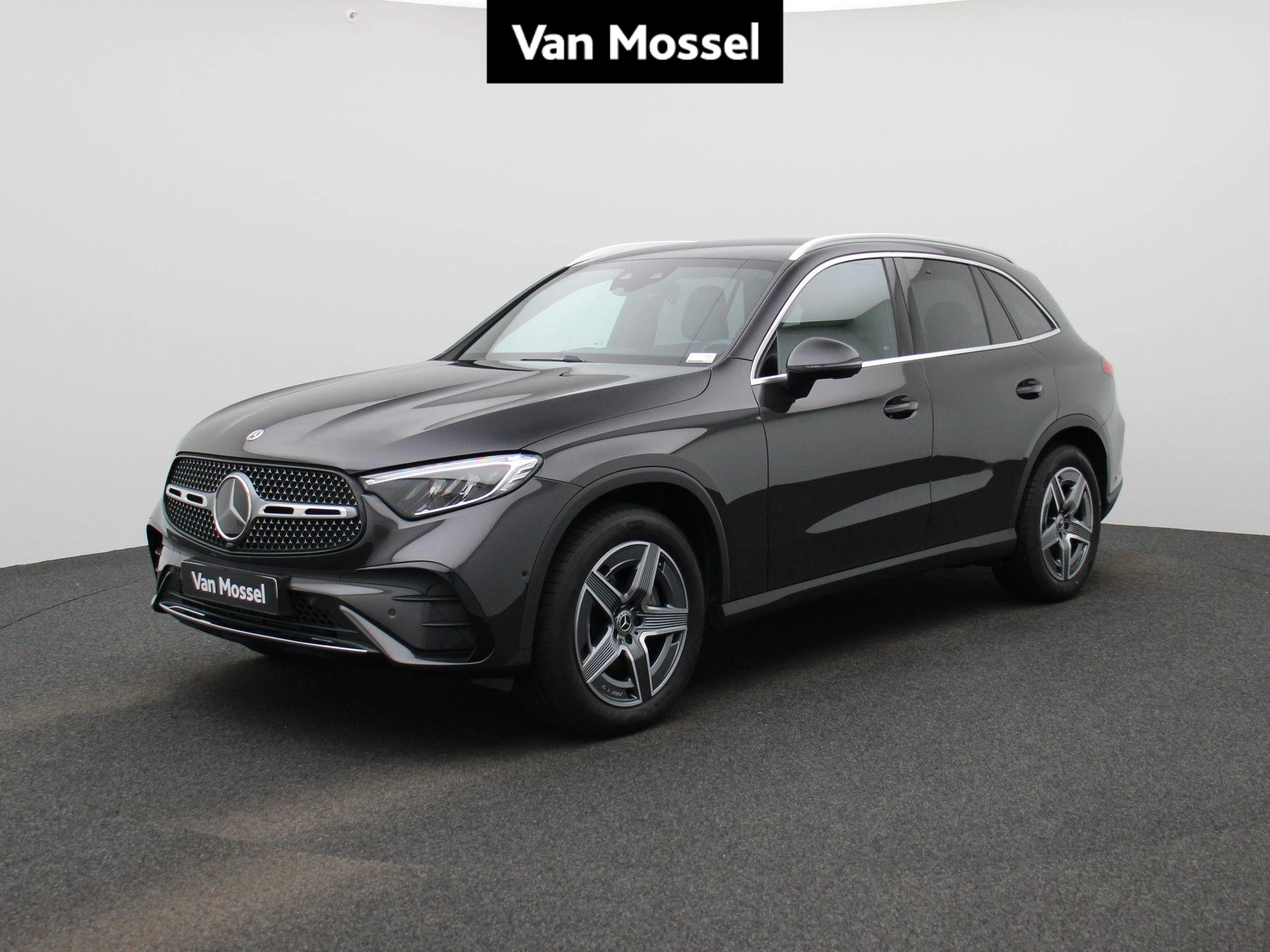 Mercedes-Benz-GLC-image-0
