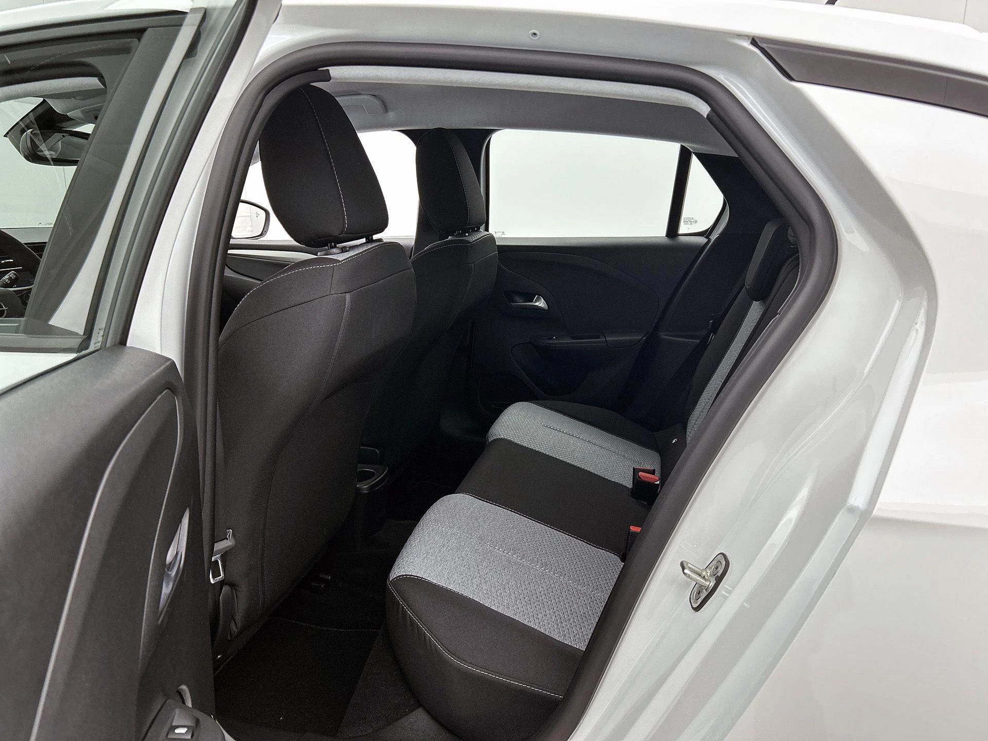 Opel-Corsa-e-image-25