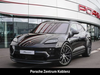 Porsche Macan 4 -