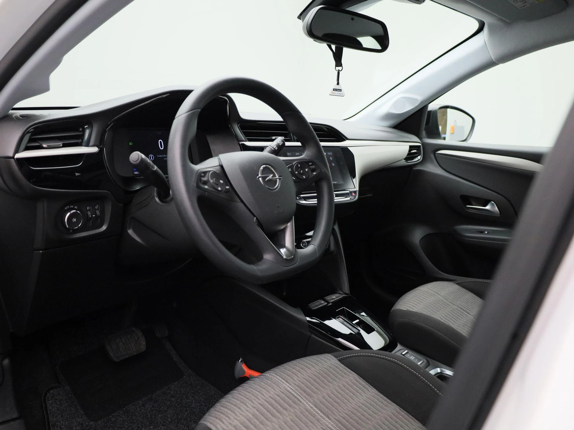 Opel-Corsa-e-image-26
