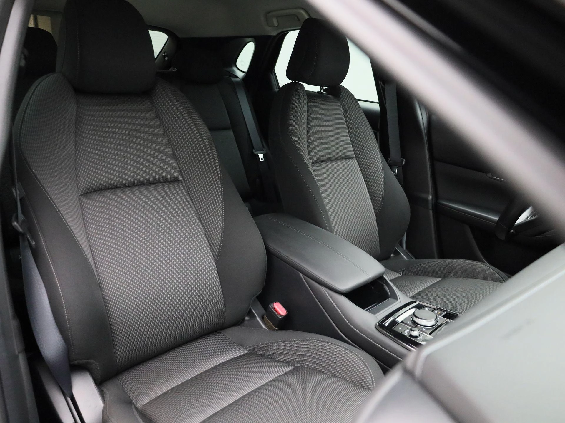 Mazda-CX-30-image-30