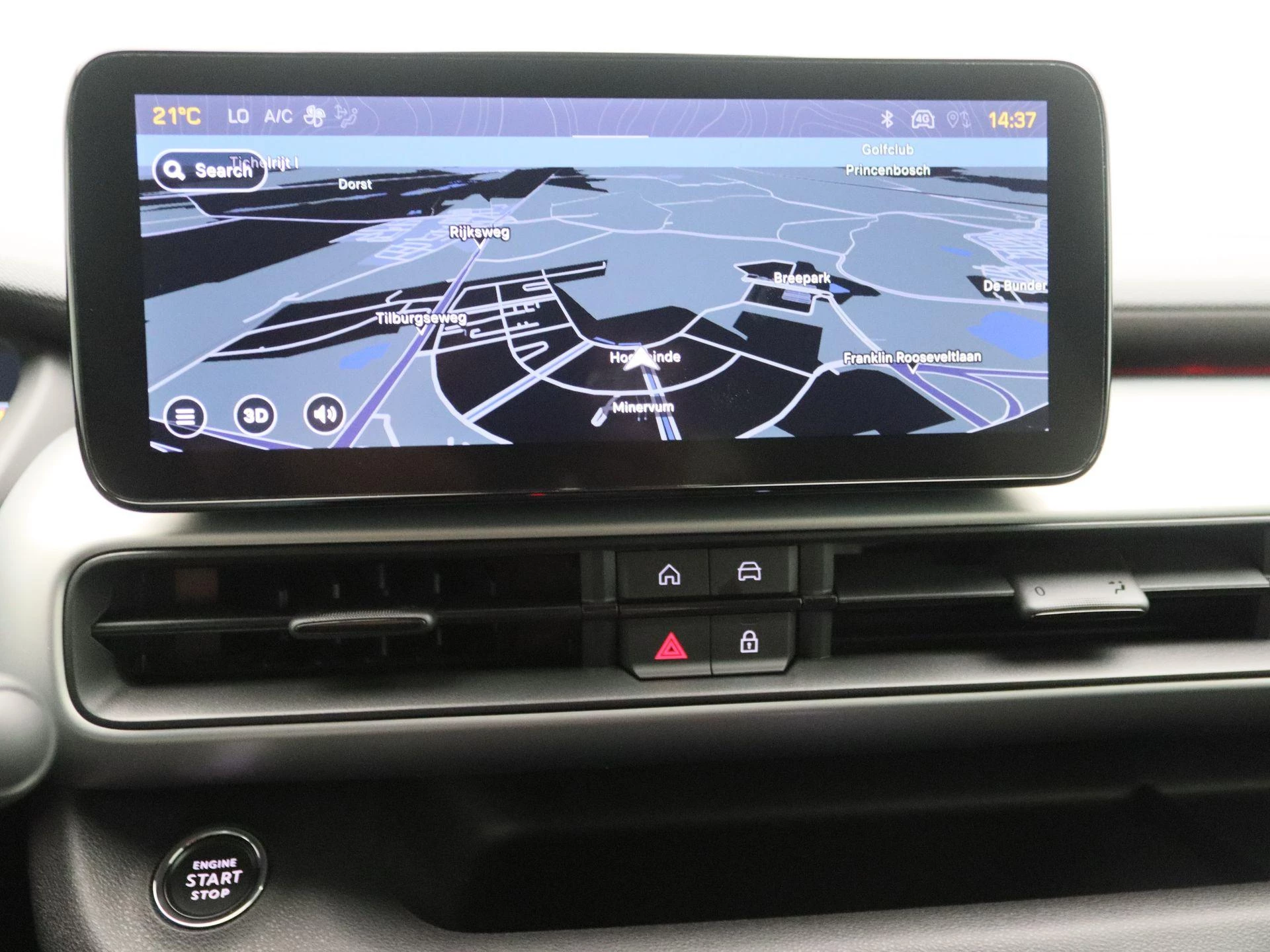 Jeep Avenger 1.2 e-Hybrid Summit
