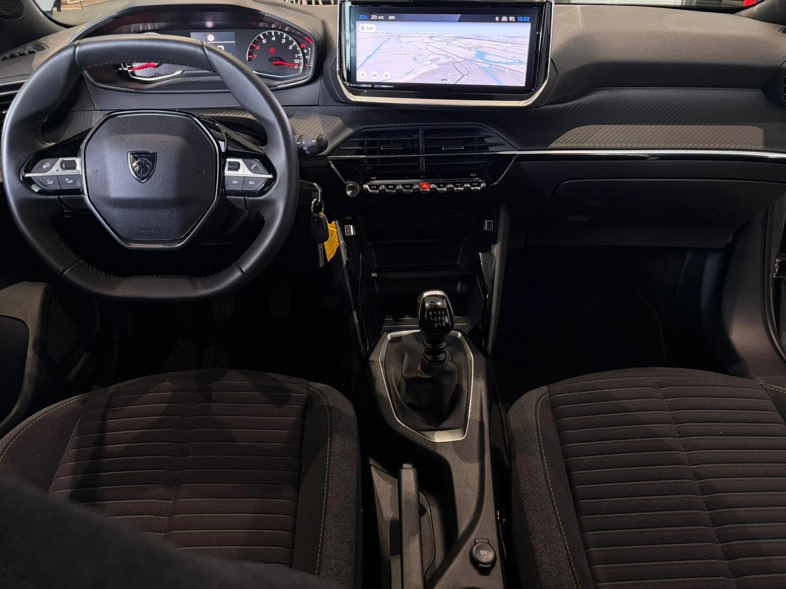 Peugeot-2008-image-8