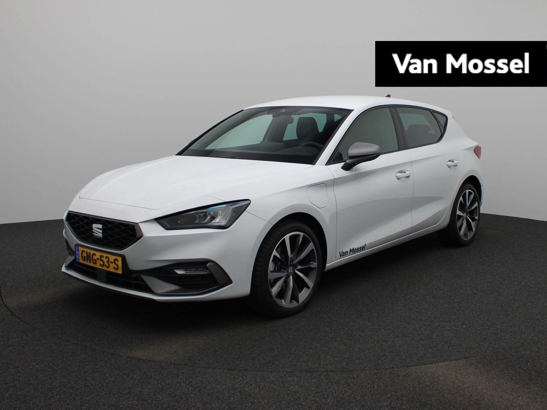 SEAT-Leon-image-0