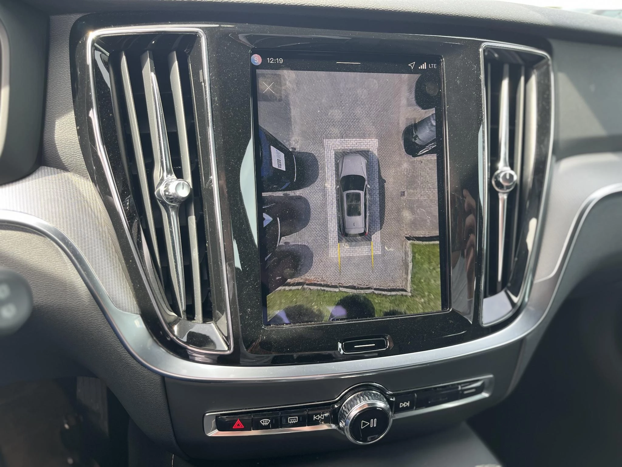 Volvo V60 T6 Plug-in hybrid AWD Plus Dark