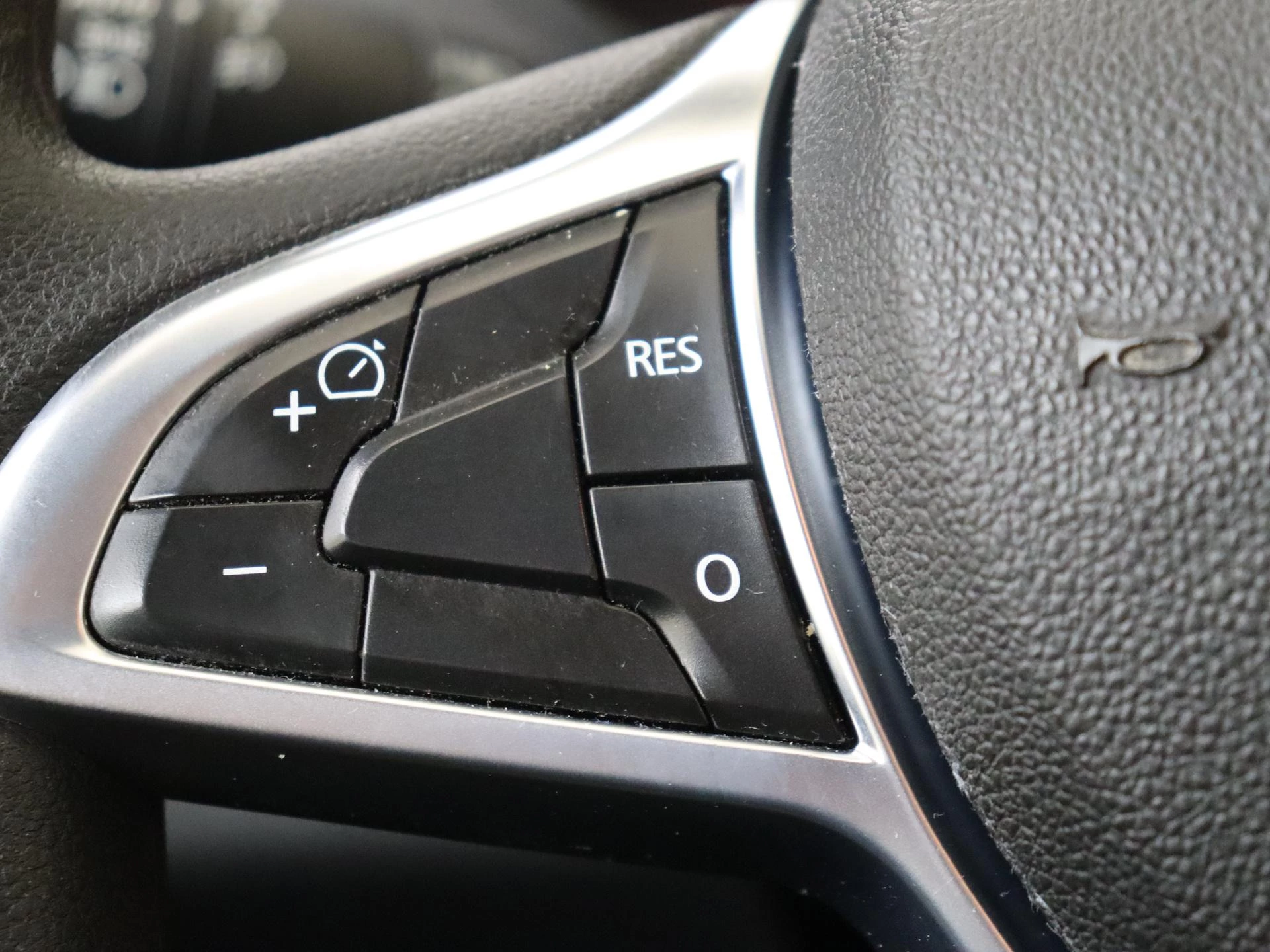 Dacia-Duster-image-16