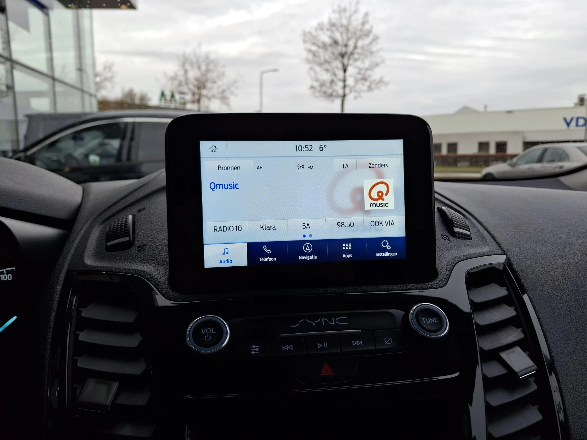 Ford-Transit Connect-image-14