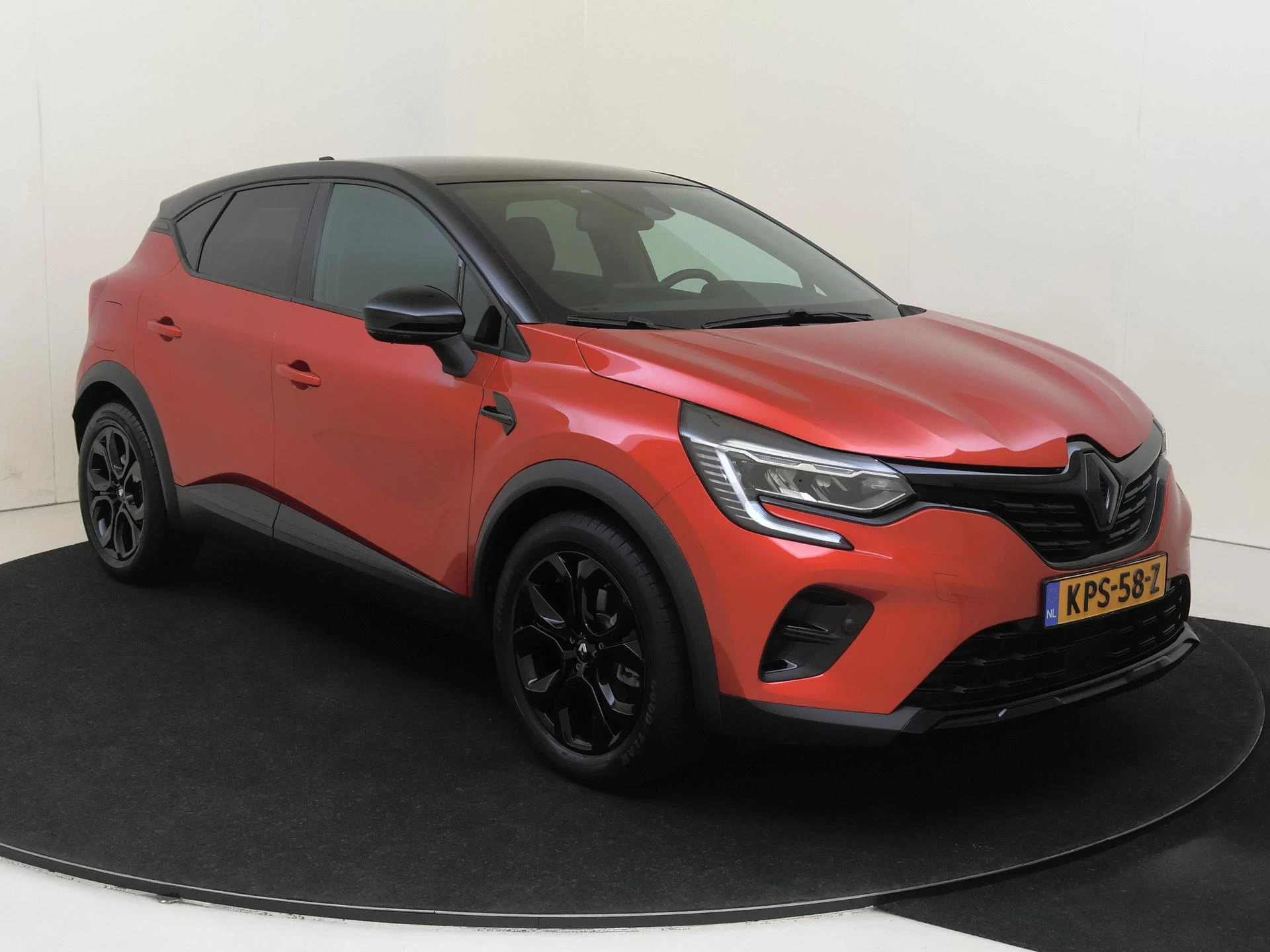 Renault Captur 1.6 E-Tech Hybrid 145 Rive Gauche