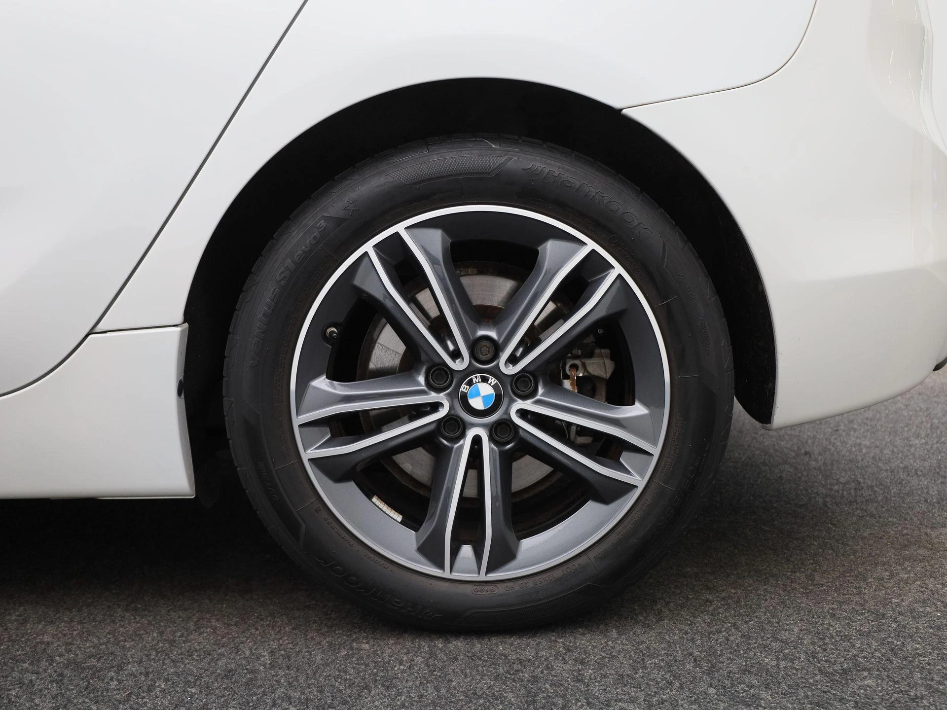 BMW-2 Serie-image-12