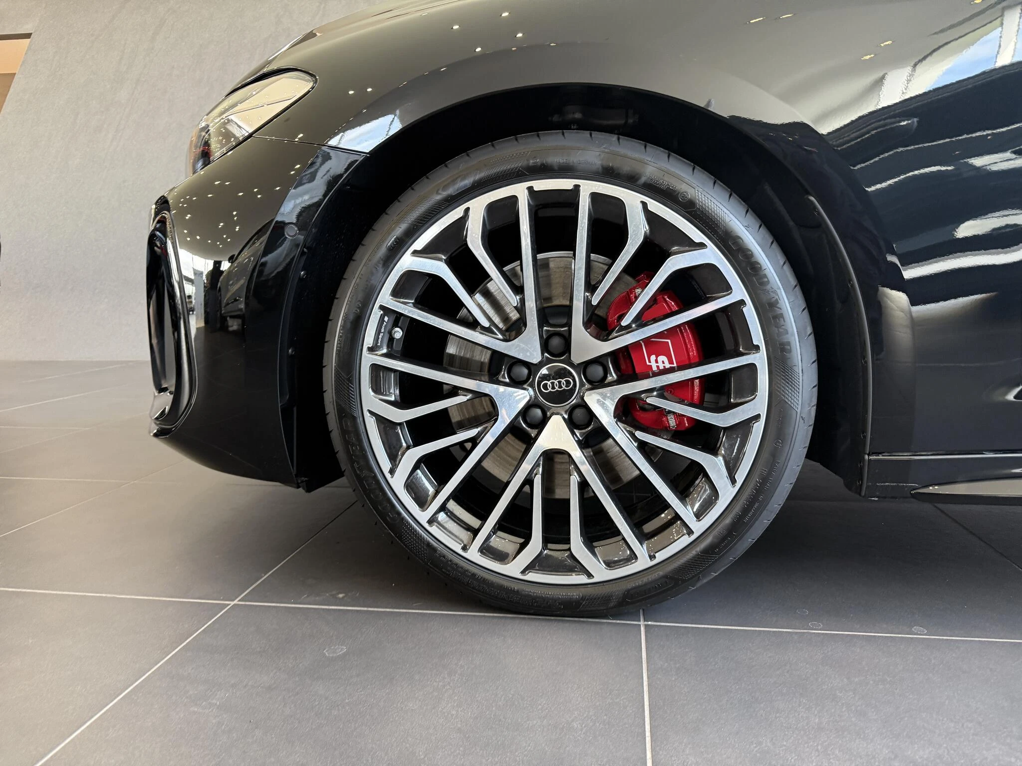 Audi-S5-image-2