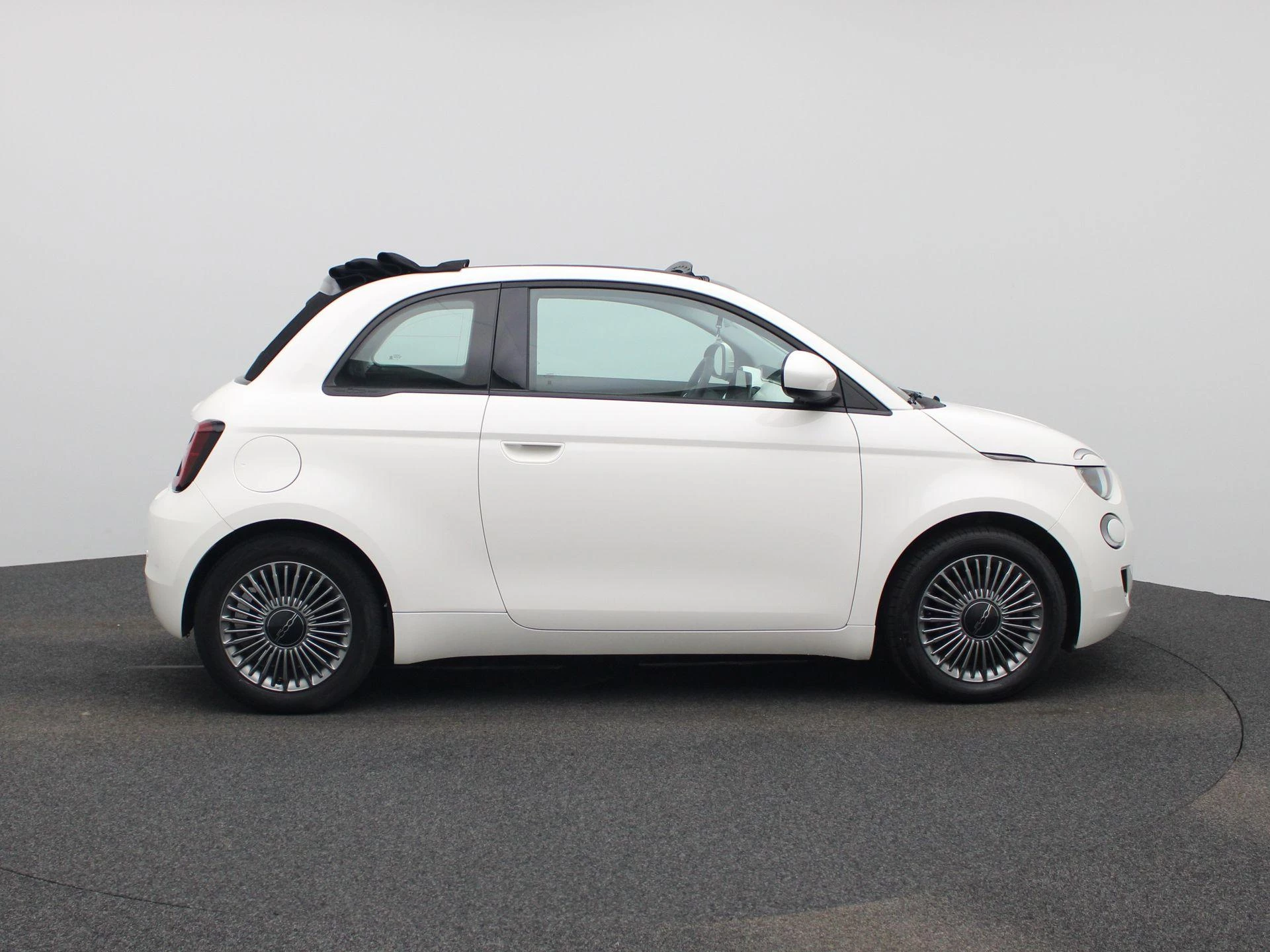 Fiat 500e C Icon 42 kWh
