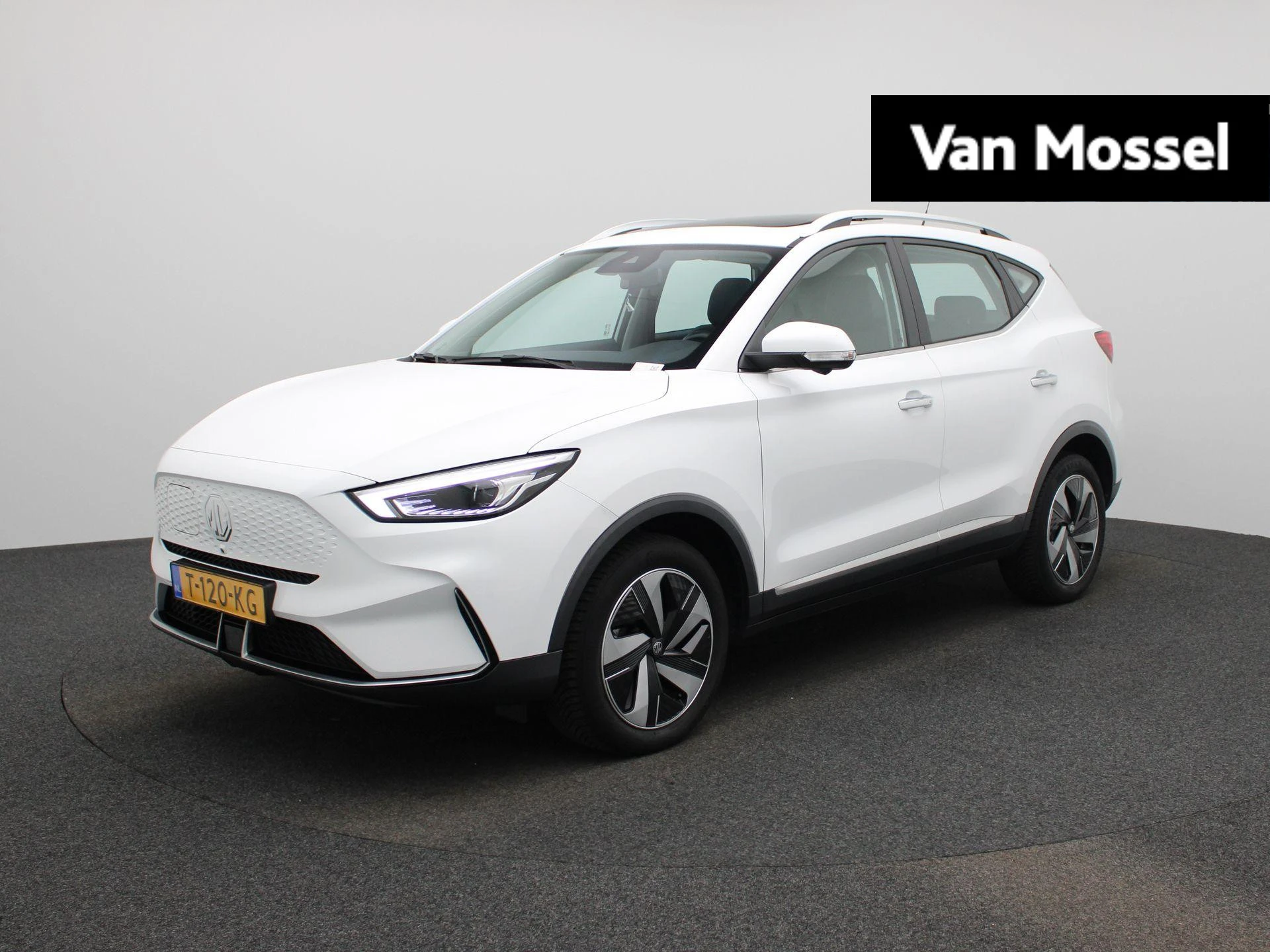 MG-ZS EV-image-0