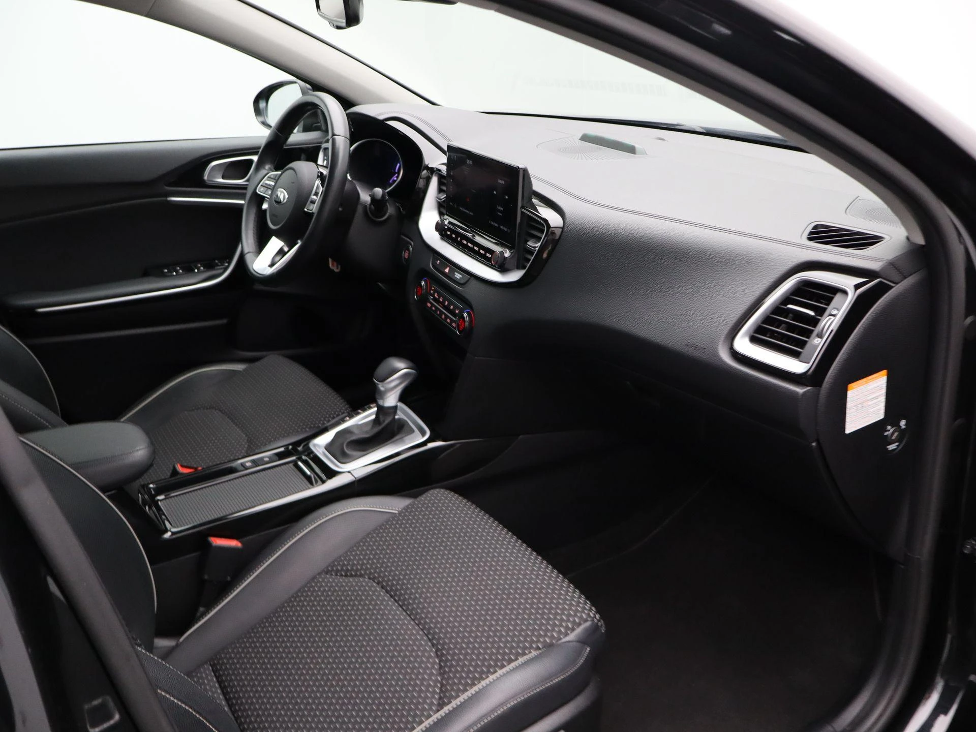 Kia-XCeed-image-33