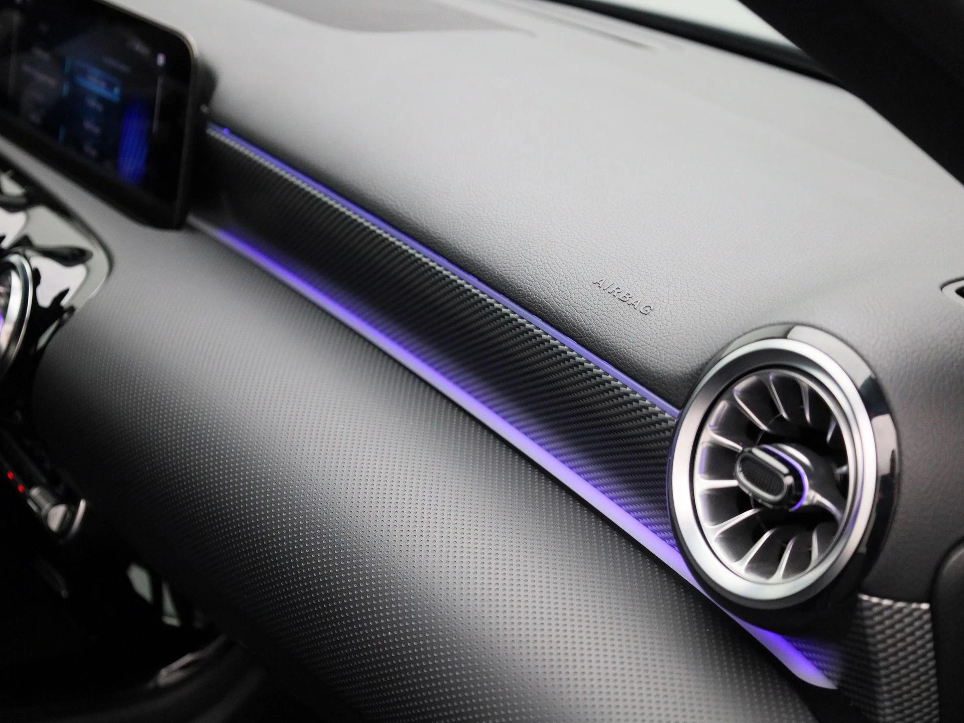 Mercedes-Benz-A-Klasse-image-40
