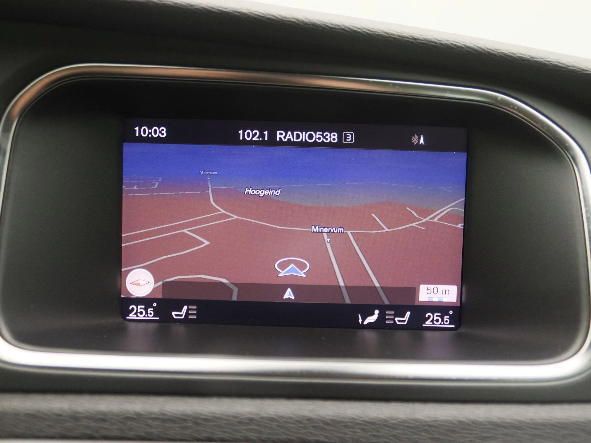 Volvo-V40-image-8