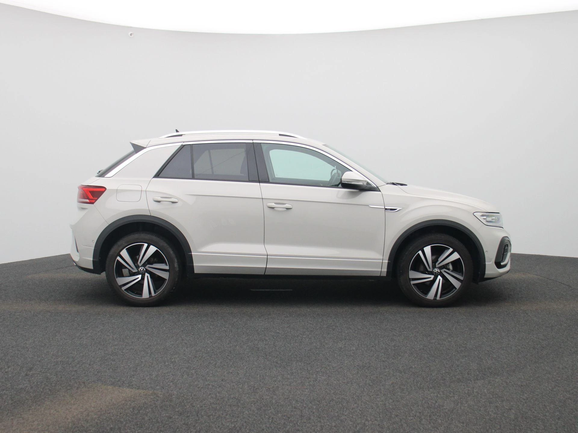 Volkswagen T-Roc 1.5 TSI R-Line 150 PK|