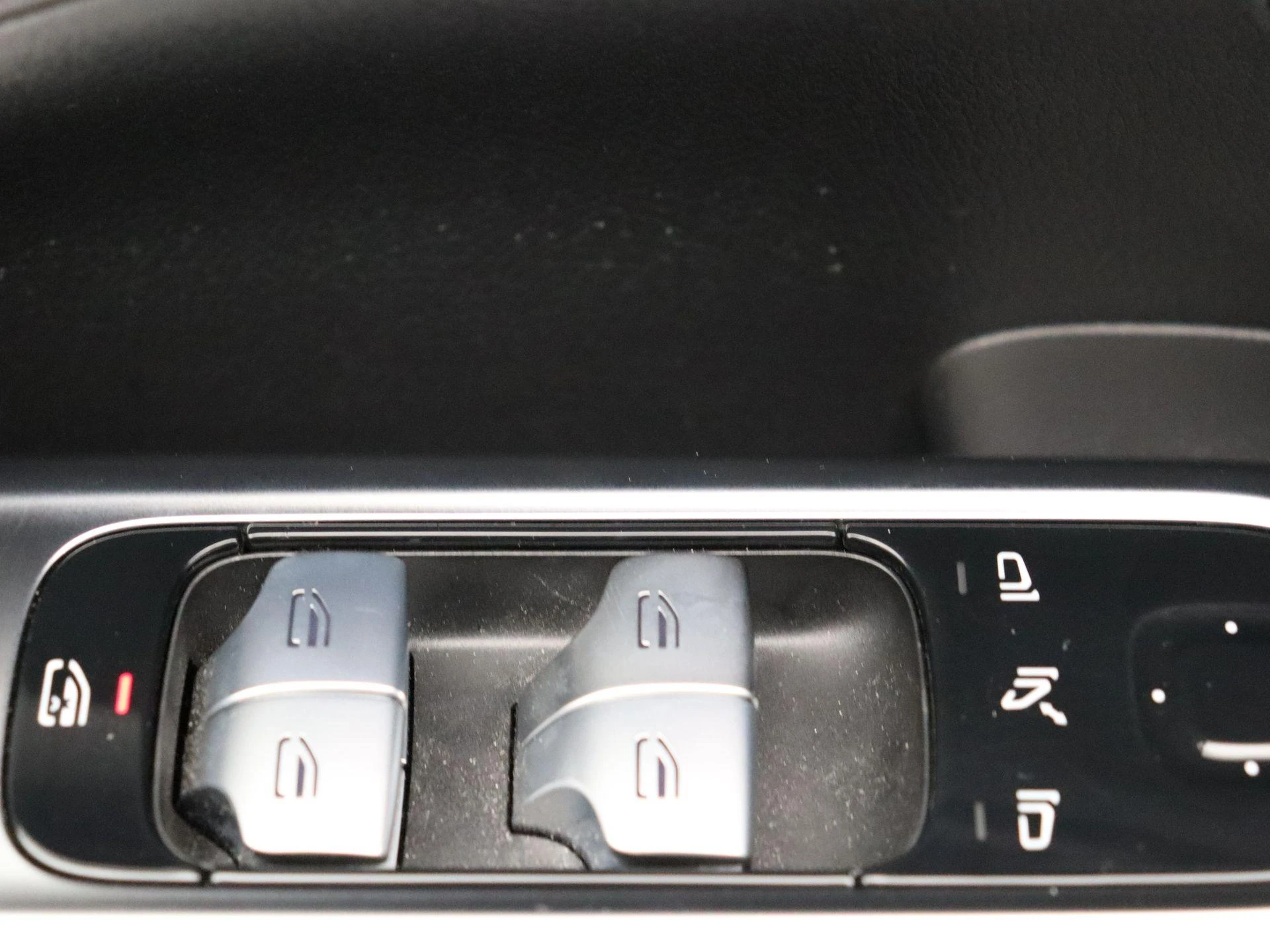 Mercedes-Benz-C-Klasse-image-9