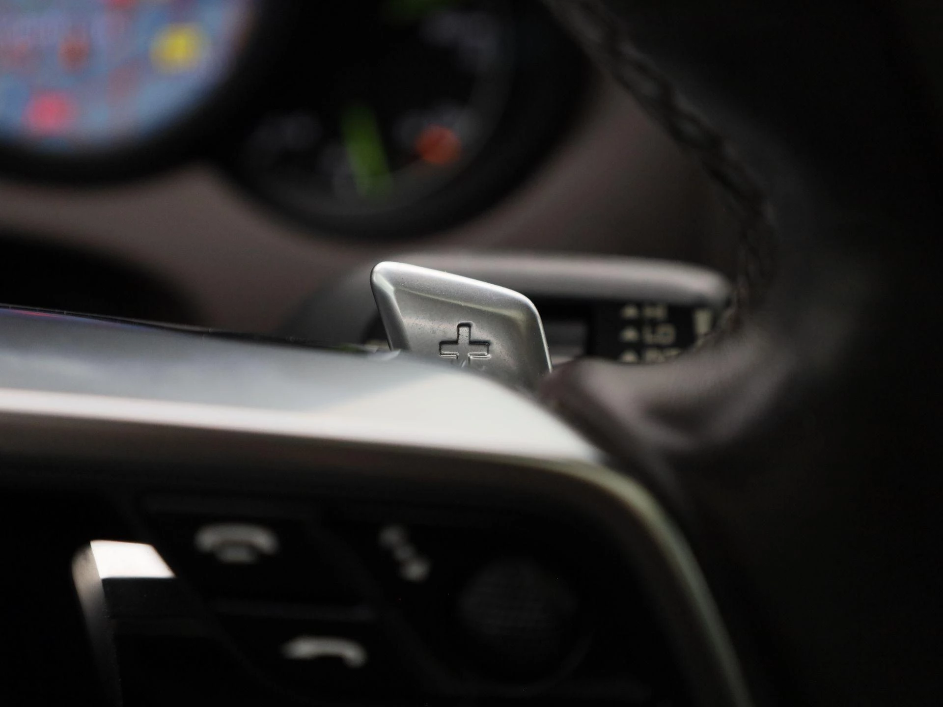 Porsche-Cayenne-image-34