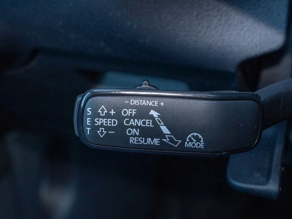 Škoda Kamiq 1.0 TSI DSG Selection LED, AHK