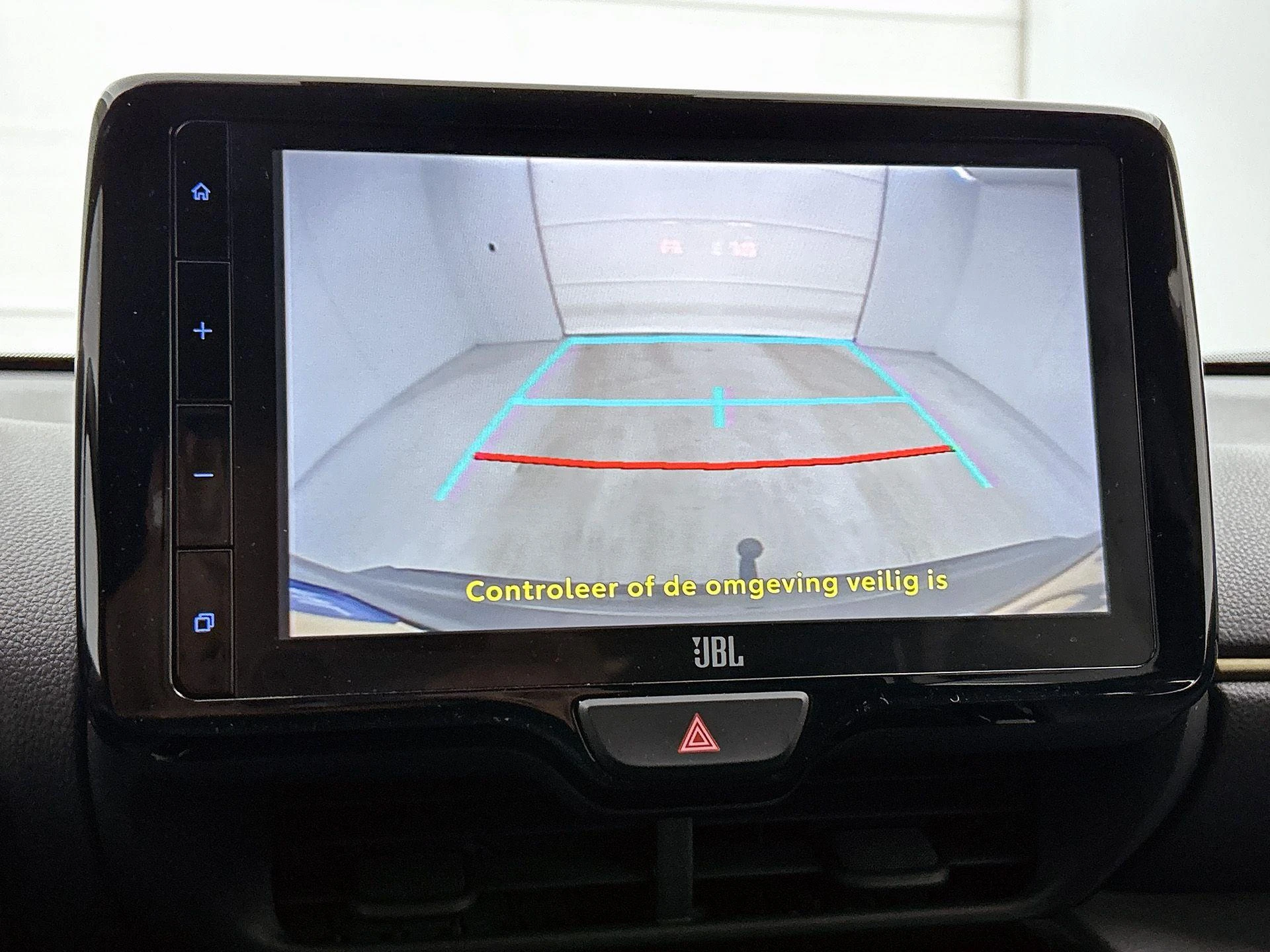 Toyota-Yaris Cross-image-11