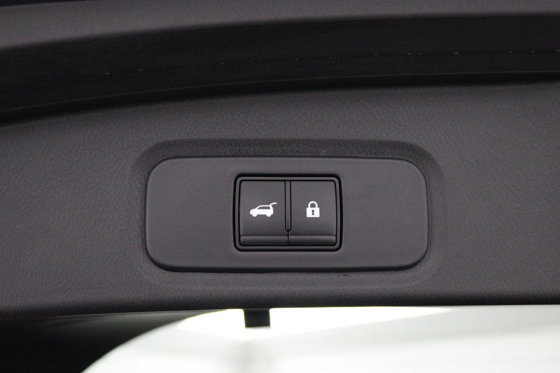 Nissan-QASHQAI-image-24