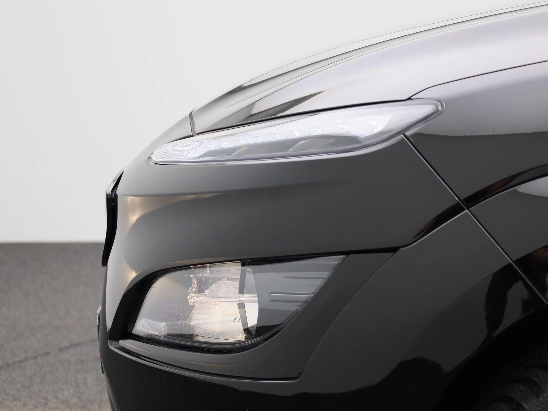 Hyundai-Kona-image-17