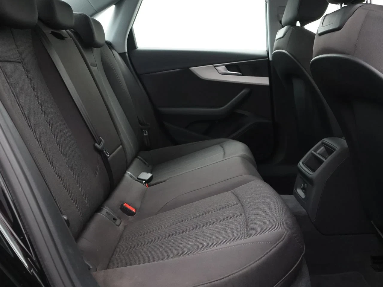 Audi-A4-image-19