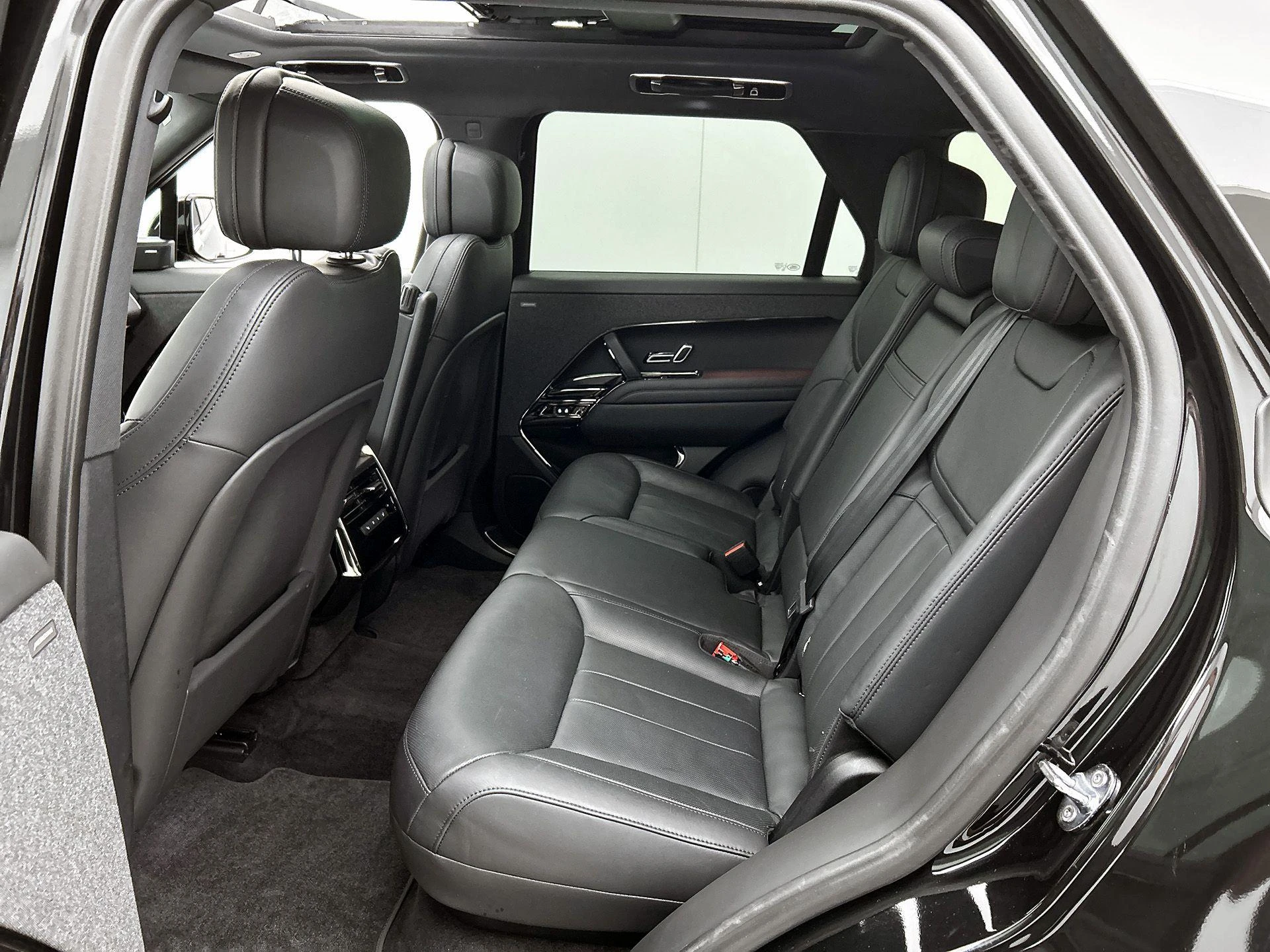 Land Rover-Range Rover Sport-image-28