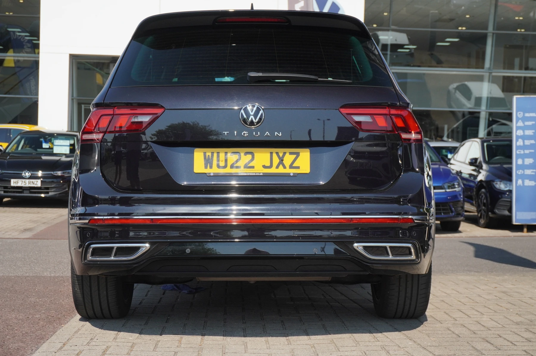 Volkswagen-Tiguan-image-16