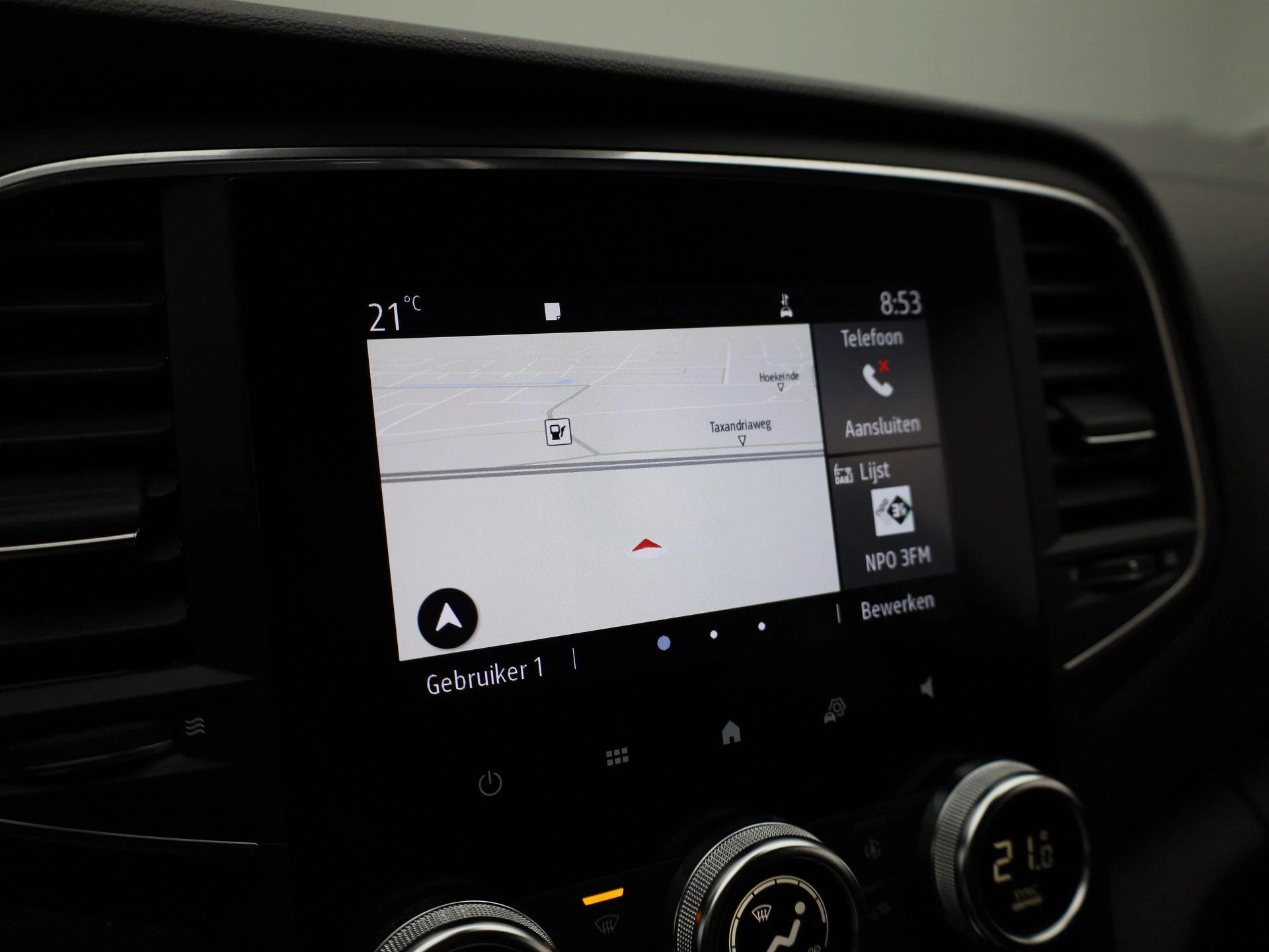 Renault-Mégane Estate-image-23