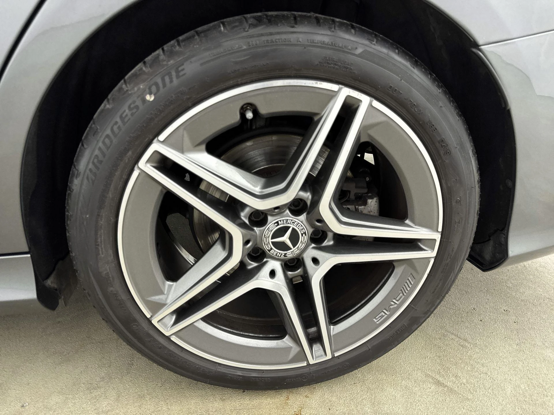 Mercedes-Benz-C-Klasse-image-24