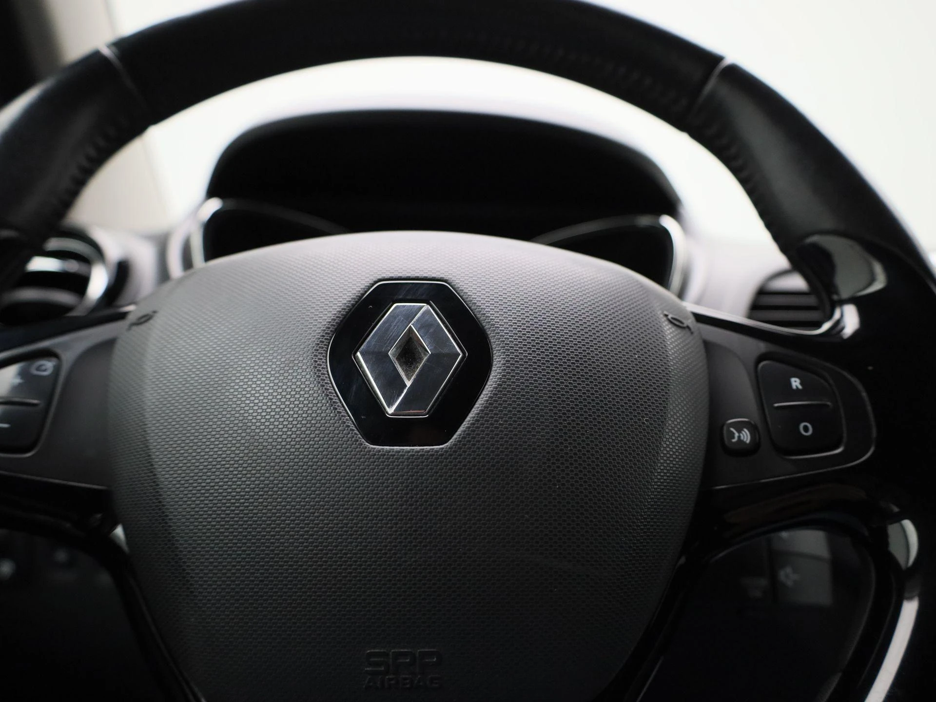Renault-Captur-image-26