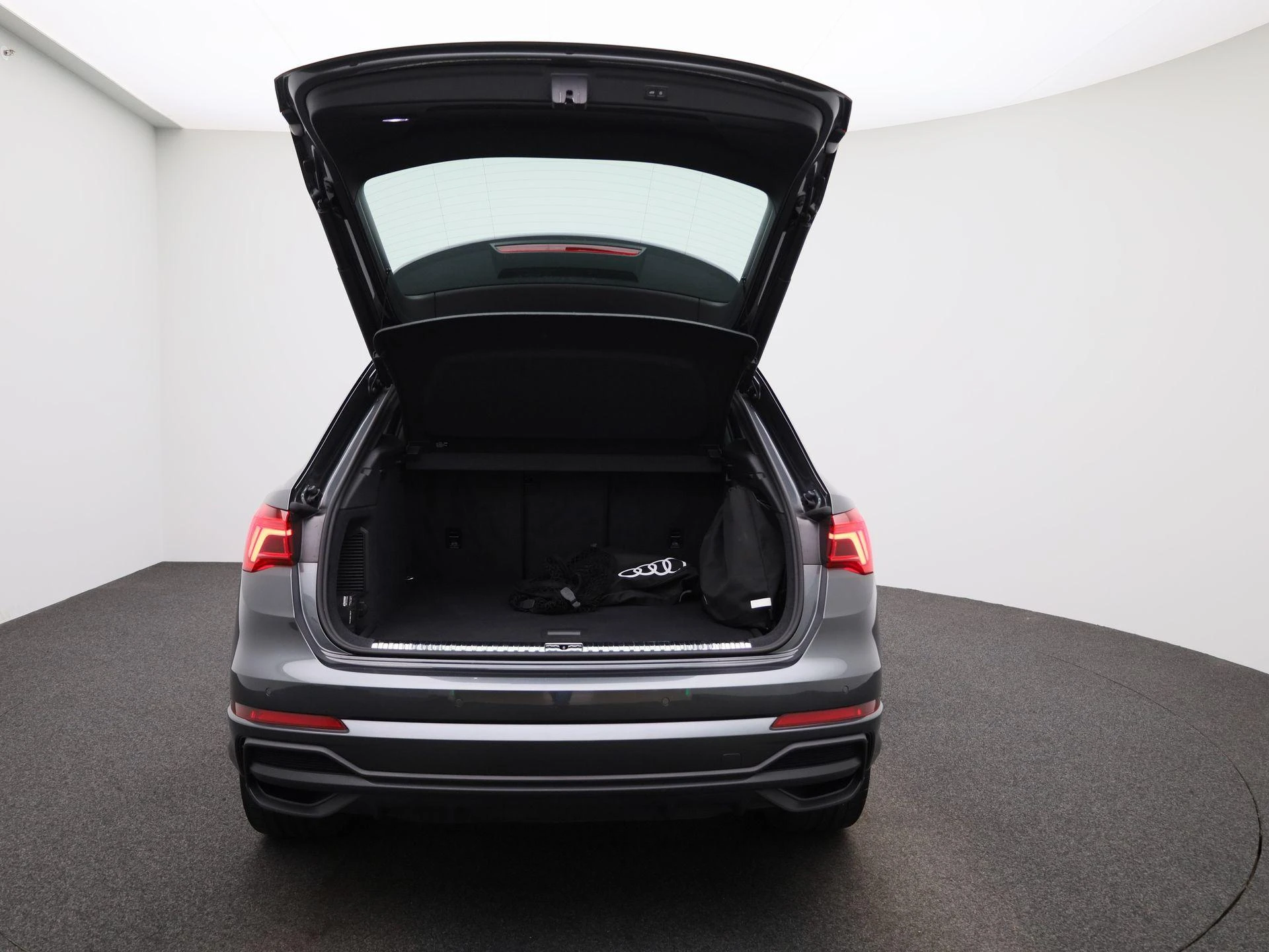Audi-Q3-image-6