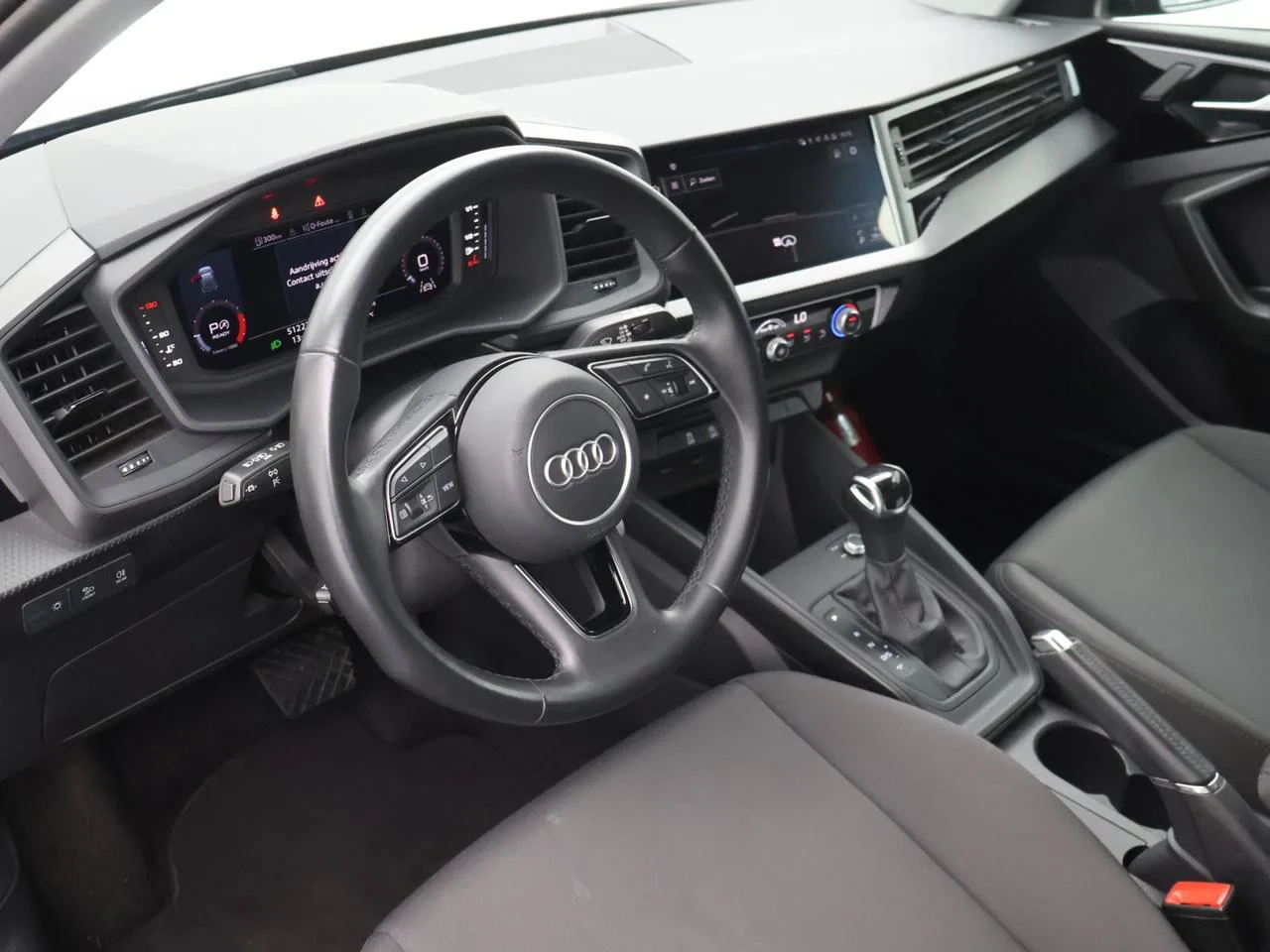 Audi A1 Sportback Audi A1 Sportback Advanced 25TFSI 95PK *AUTOMAAT*PDC*CRUISE*VIRTUAL COCKPIT*NAVI*APP-CONNECT*AIRCO*...*