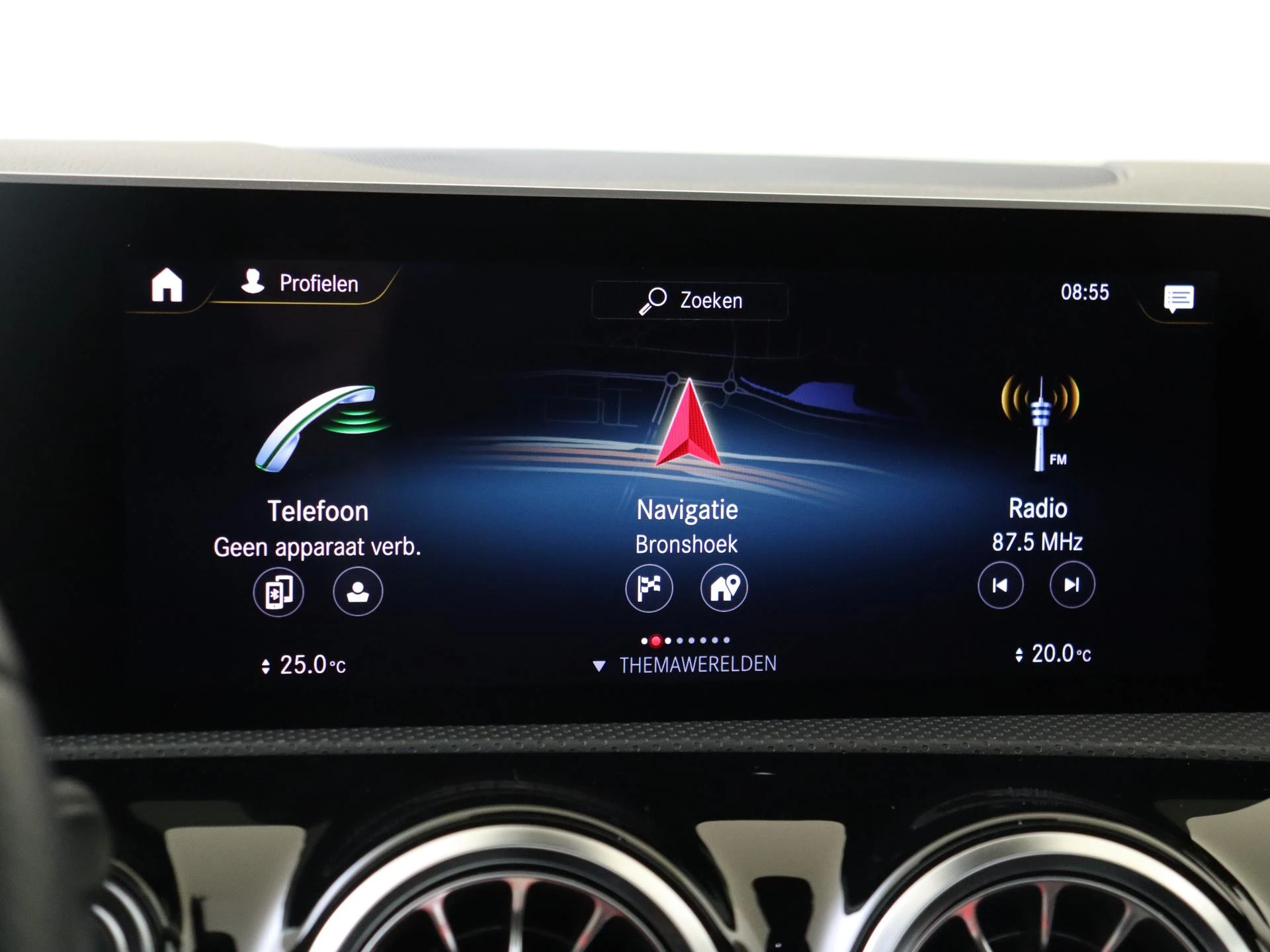 Mercedes-Benz-A-Klasse-image-16