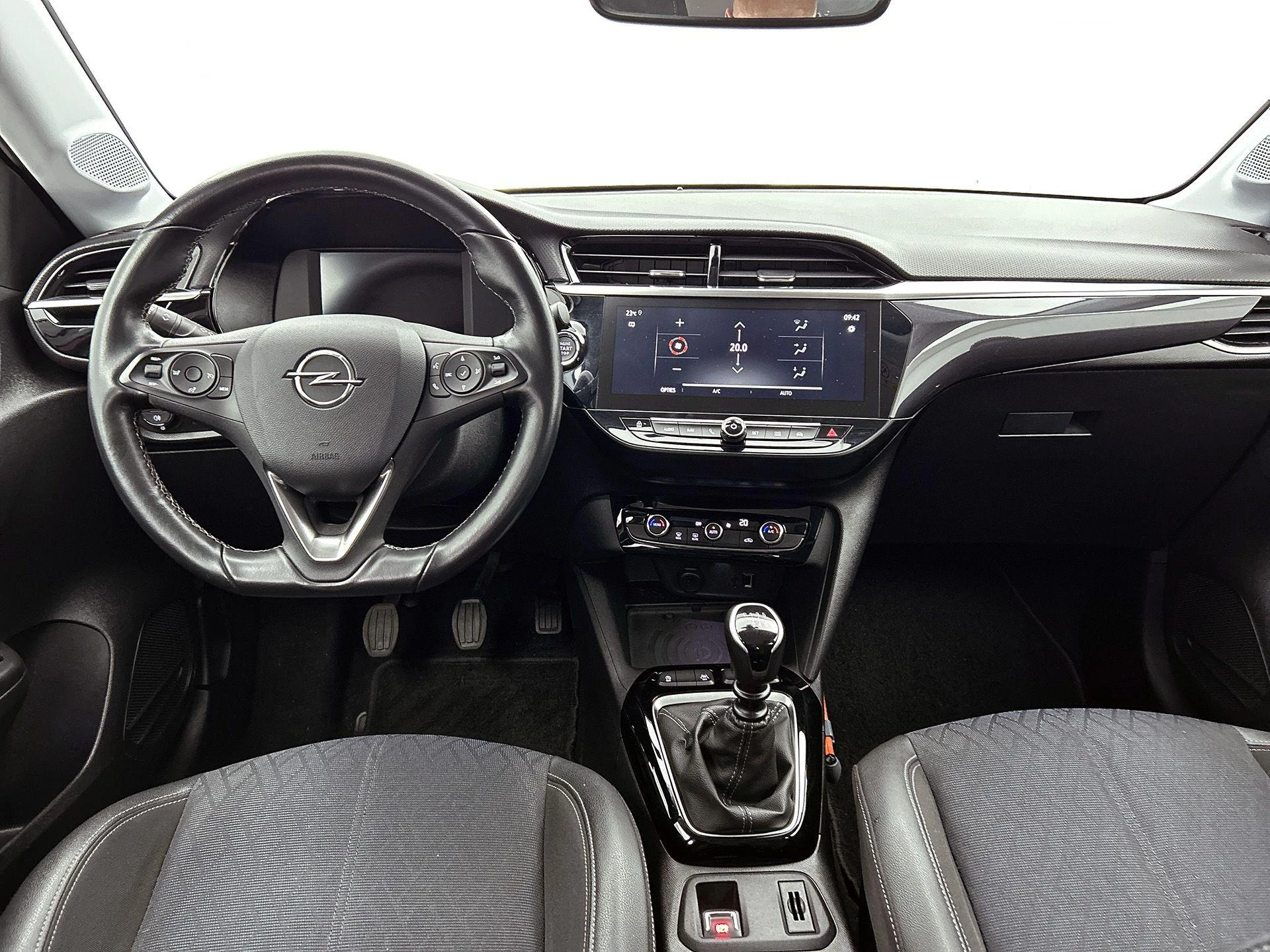 Opel-Corsa-image-20