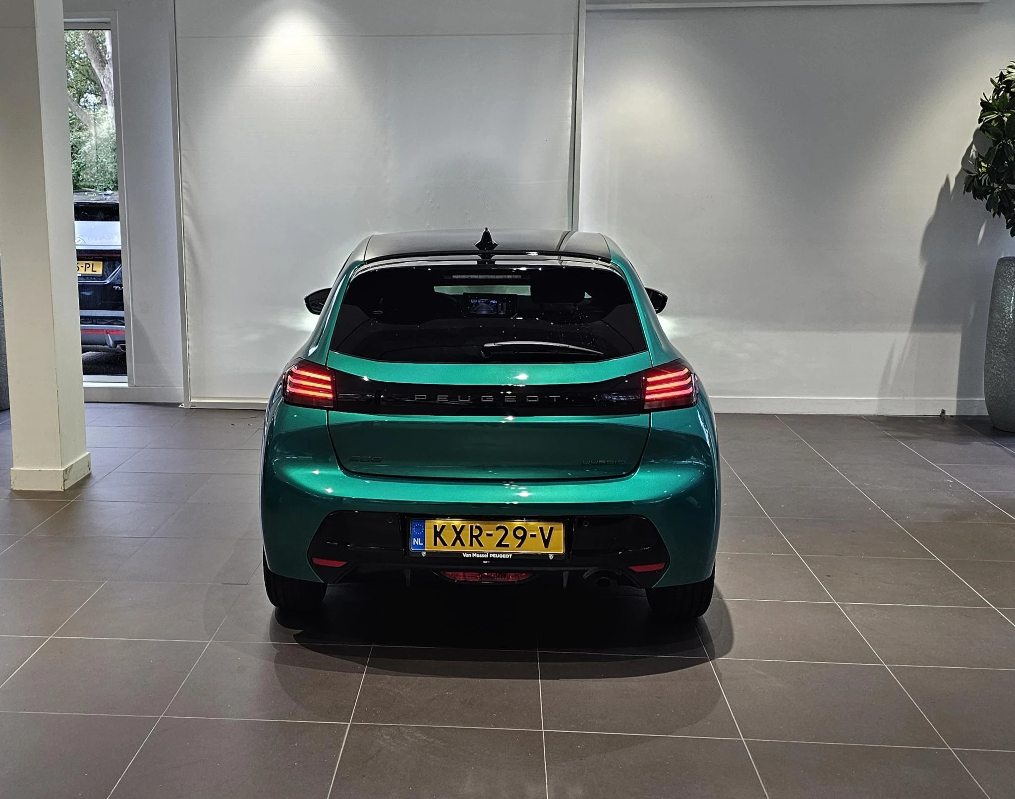 Peugeot-208-image-5