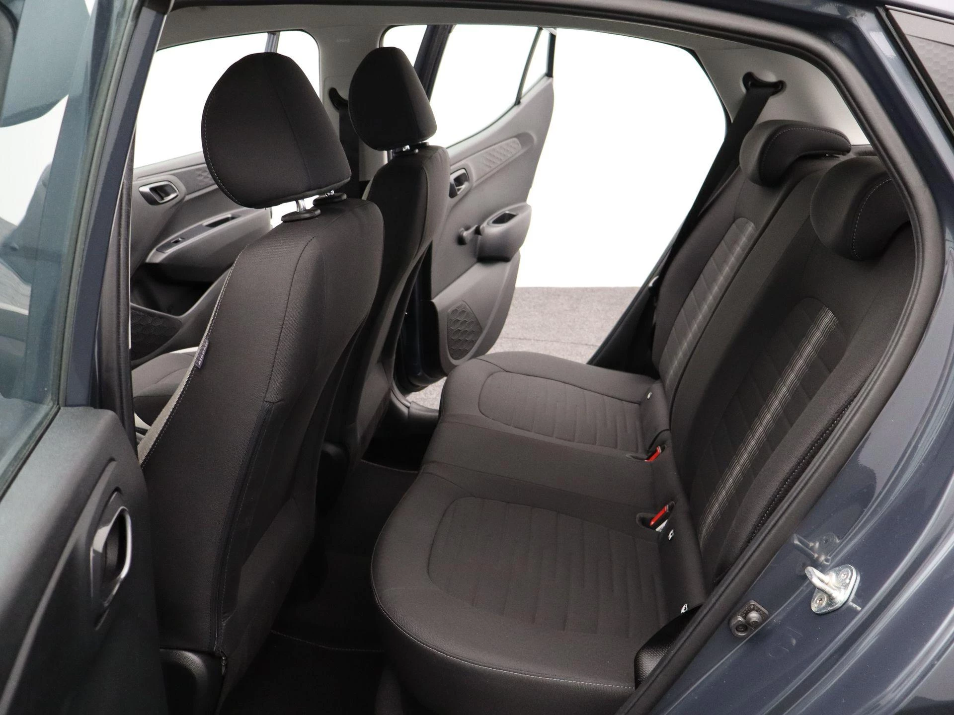 Hyundai-i10-image-11